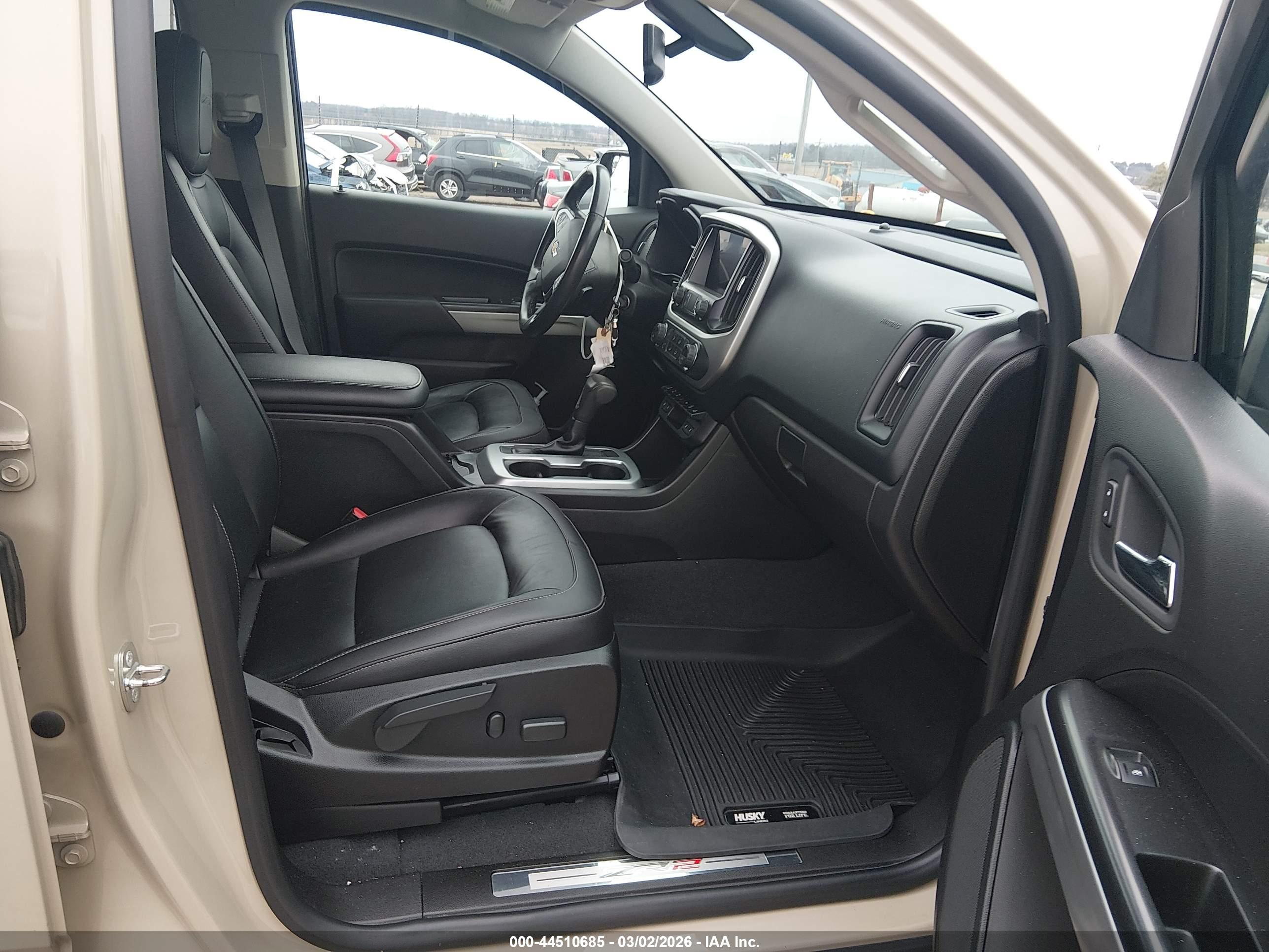 CHEVROLET COLORADO image 5