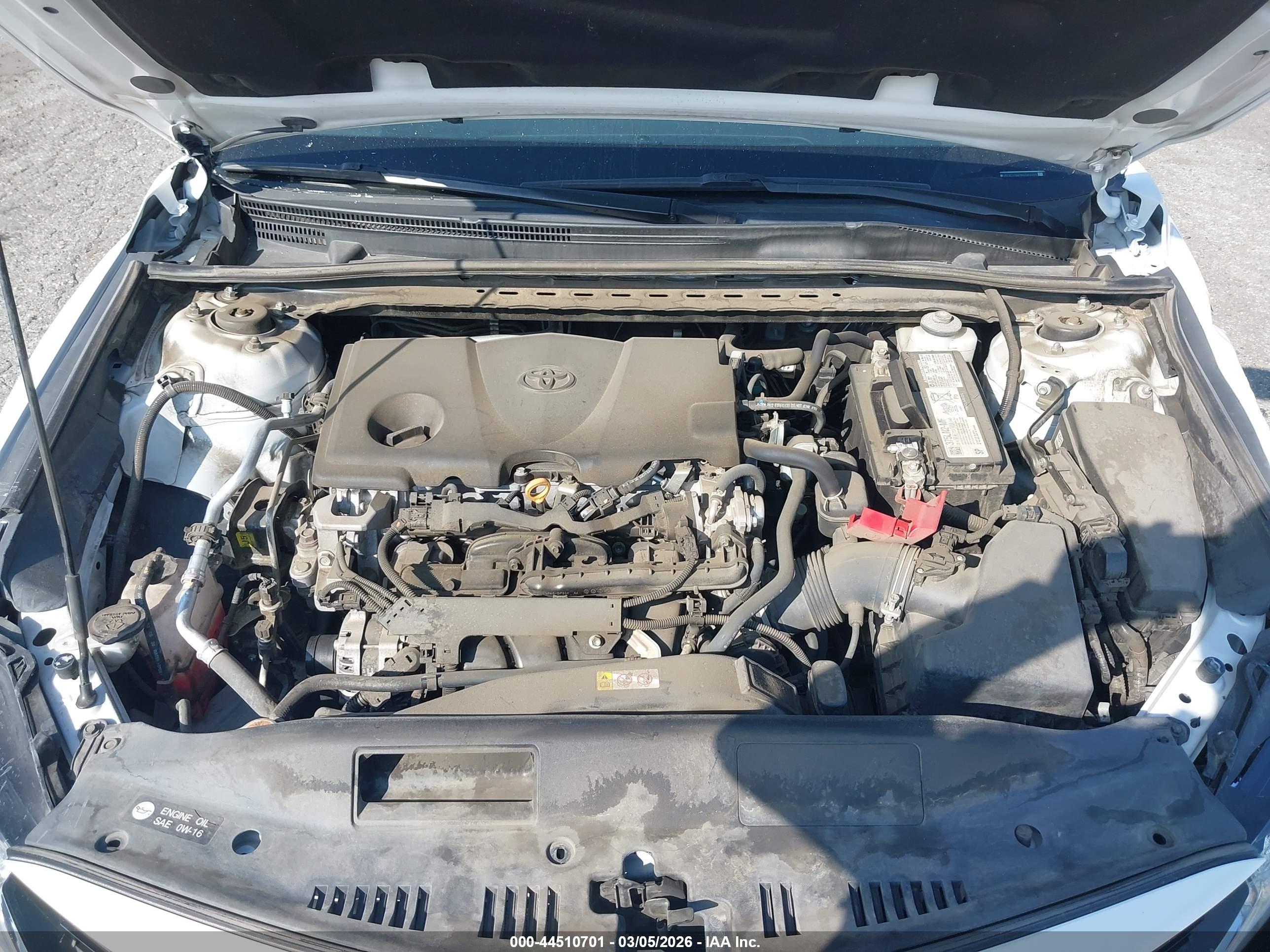 TOYOTA CAMRY image 10