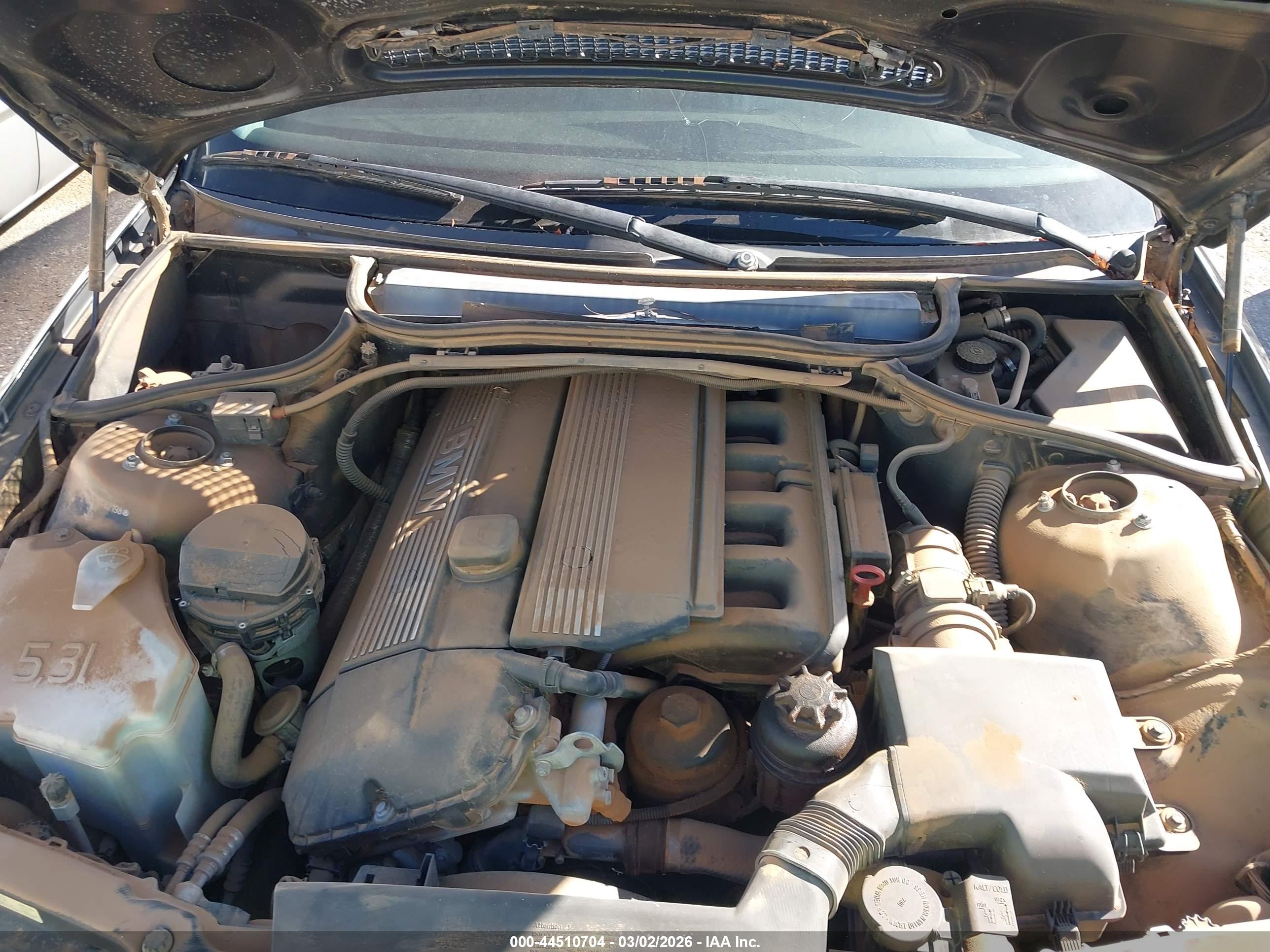 BMW 323I image 10