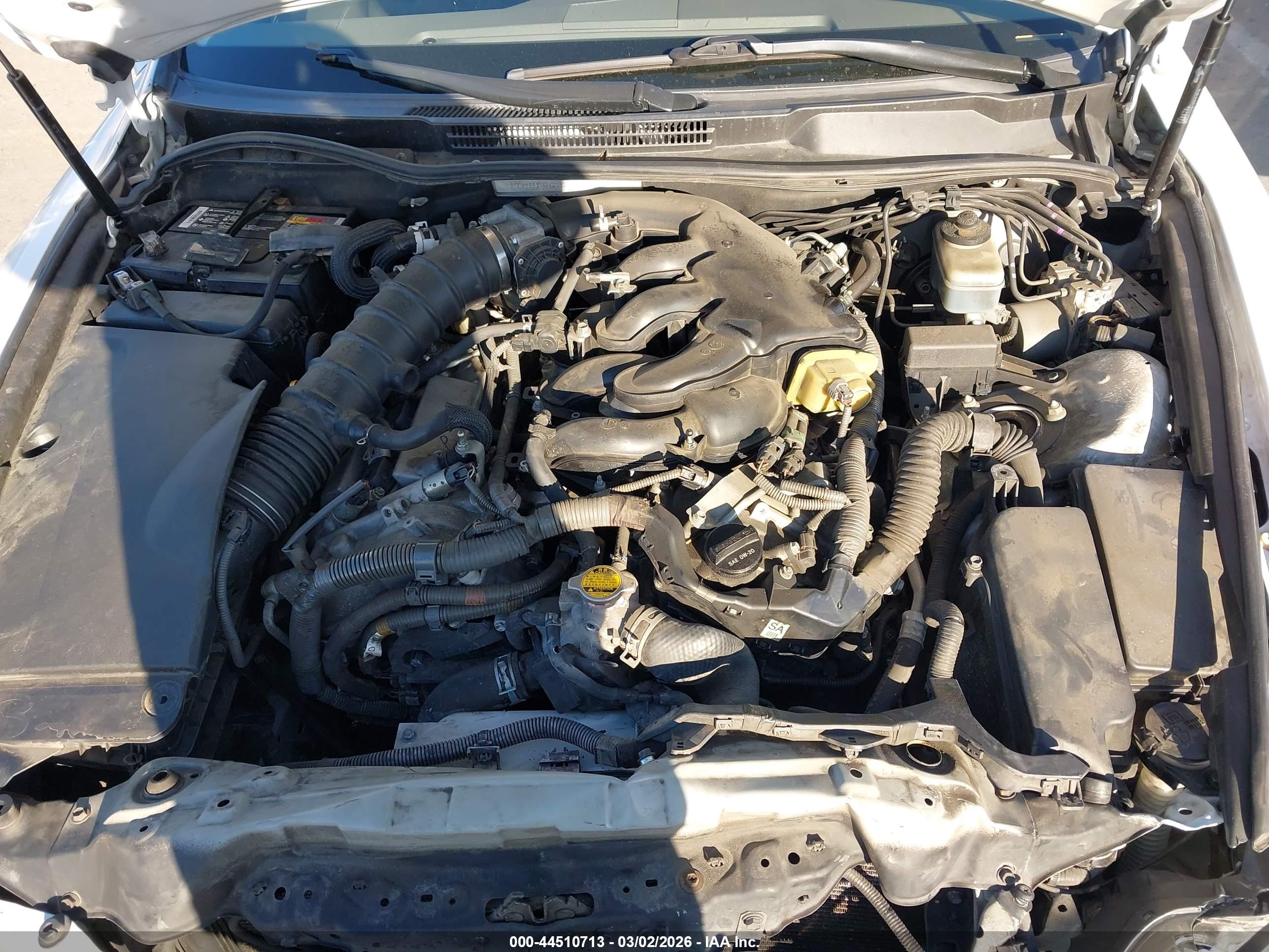 LEXUS IS image 10