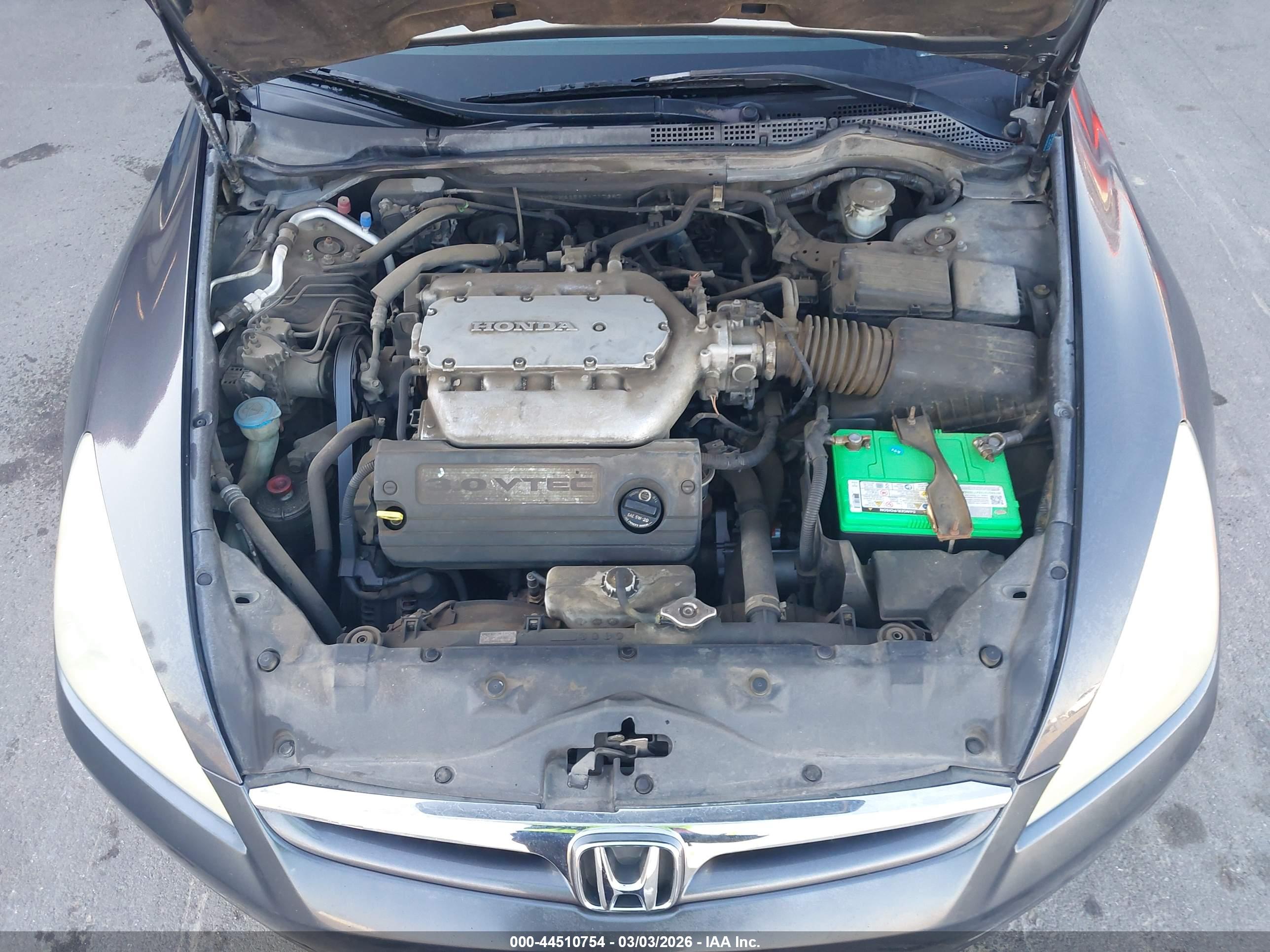 HONDA ACCORD image 10