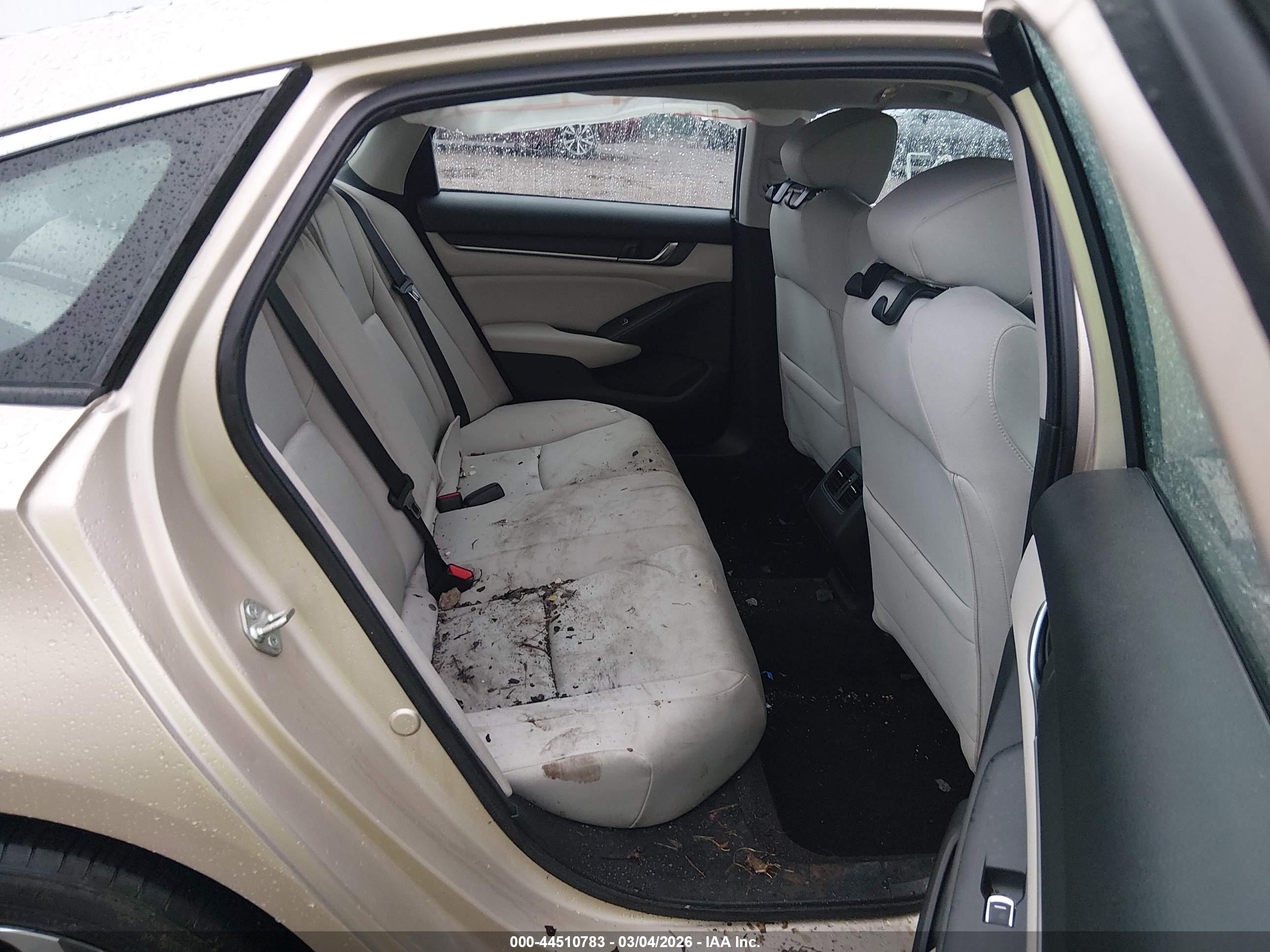 HONDA ACCORD image 8