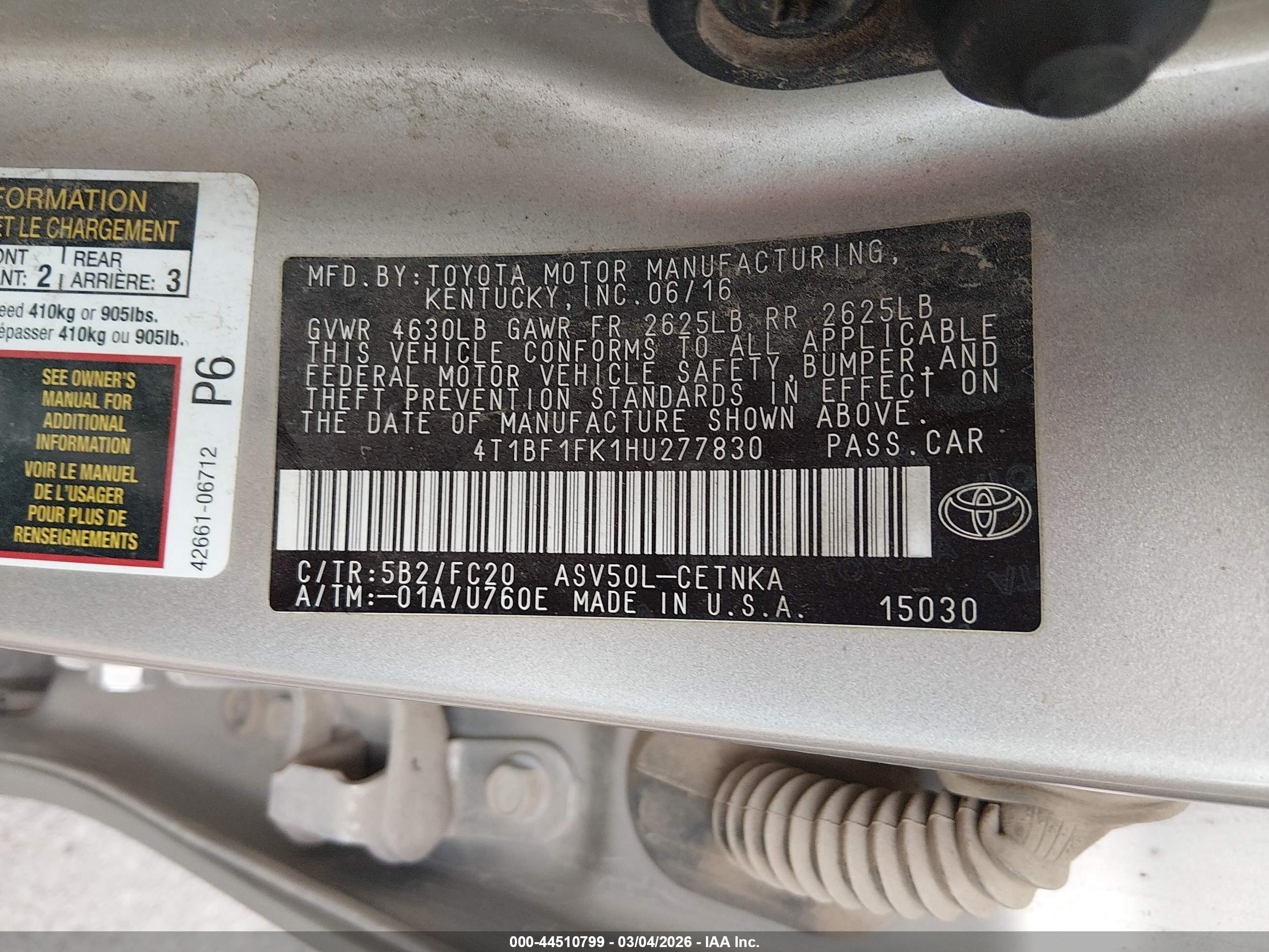 TOYOTA CAMRY image 9