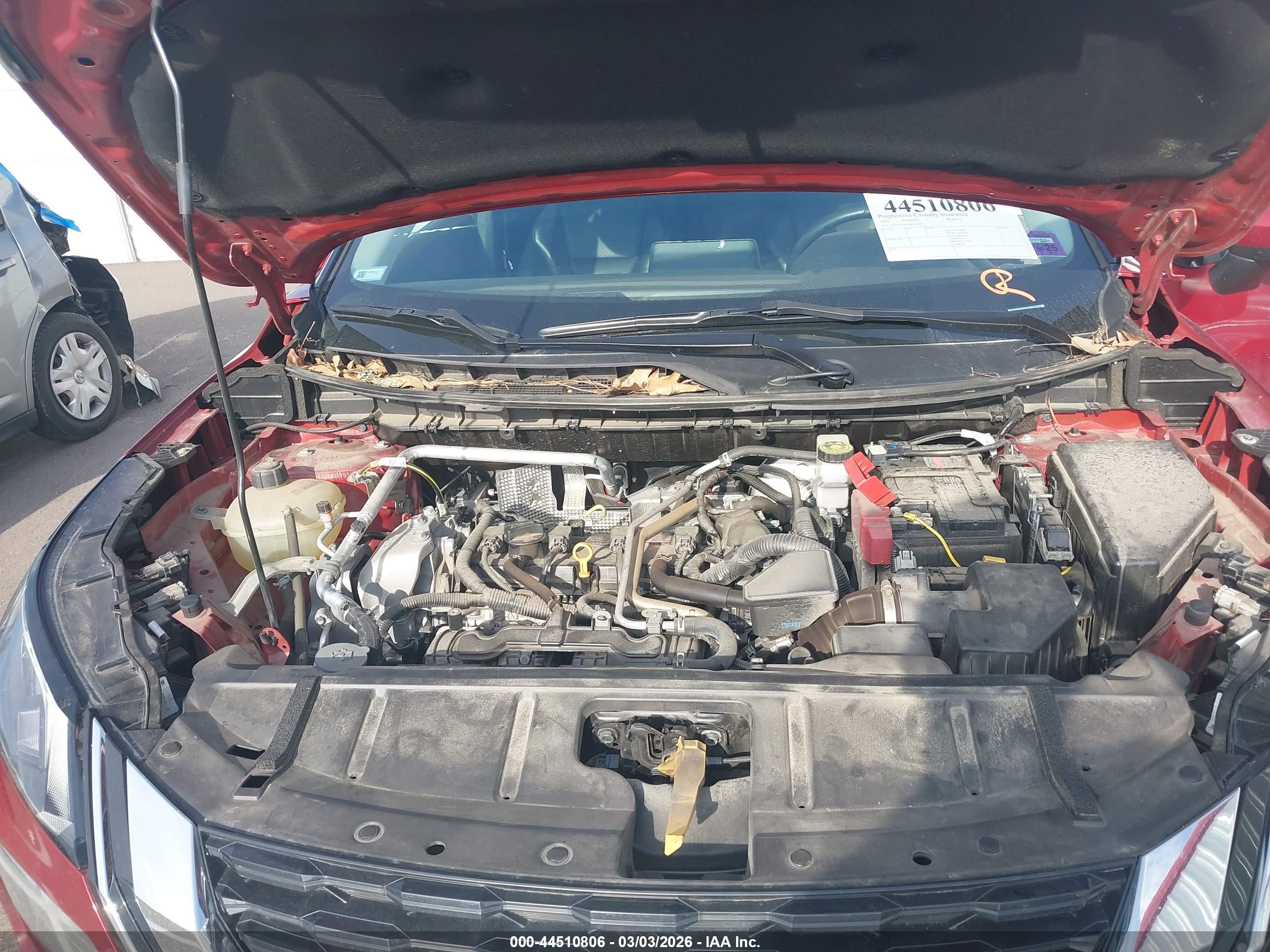 NISSAN ROGUE image 10