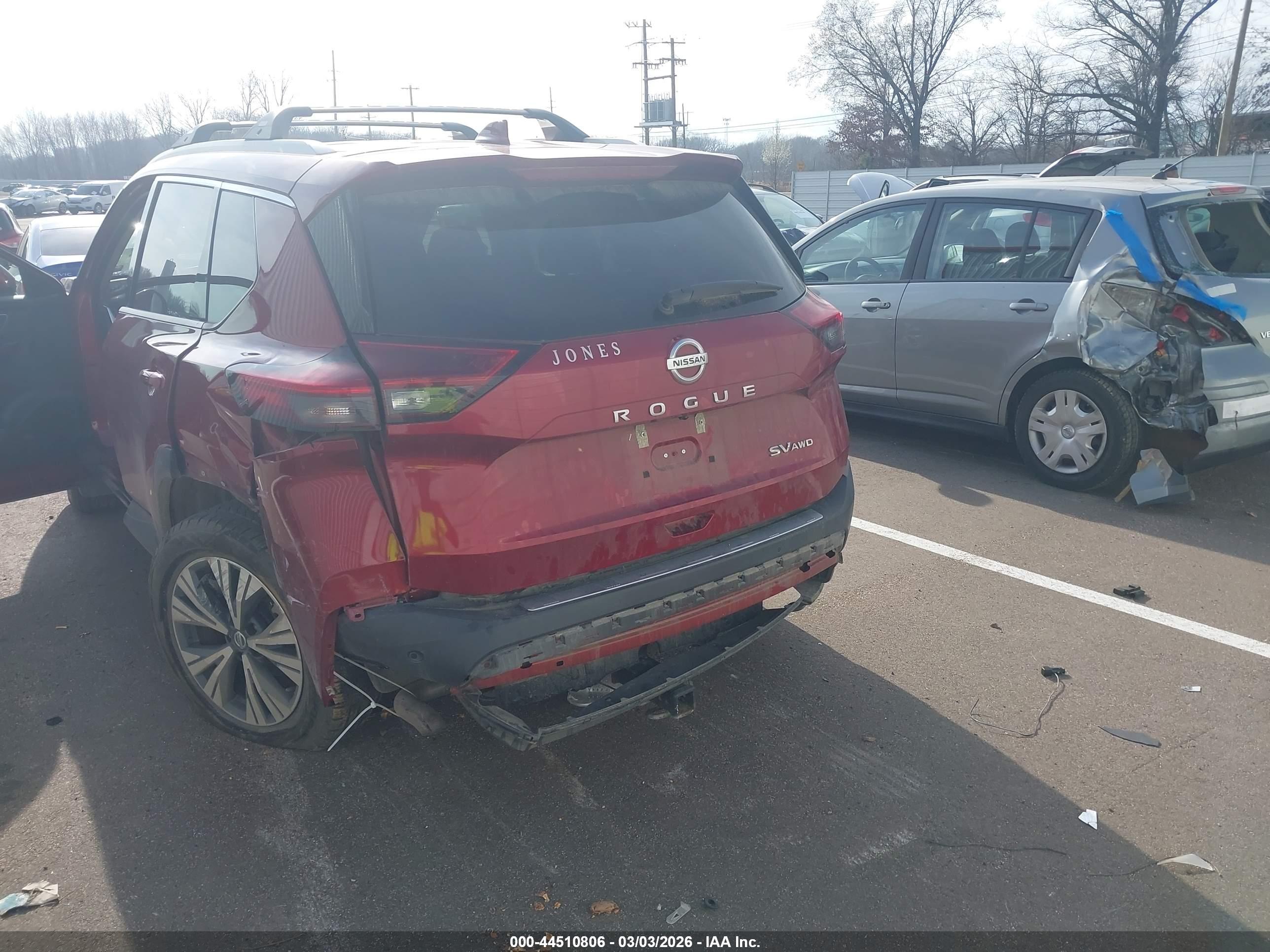 NISSAN ROGUE image 6