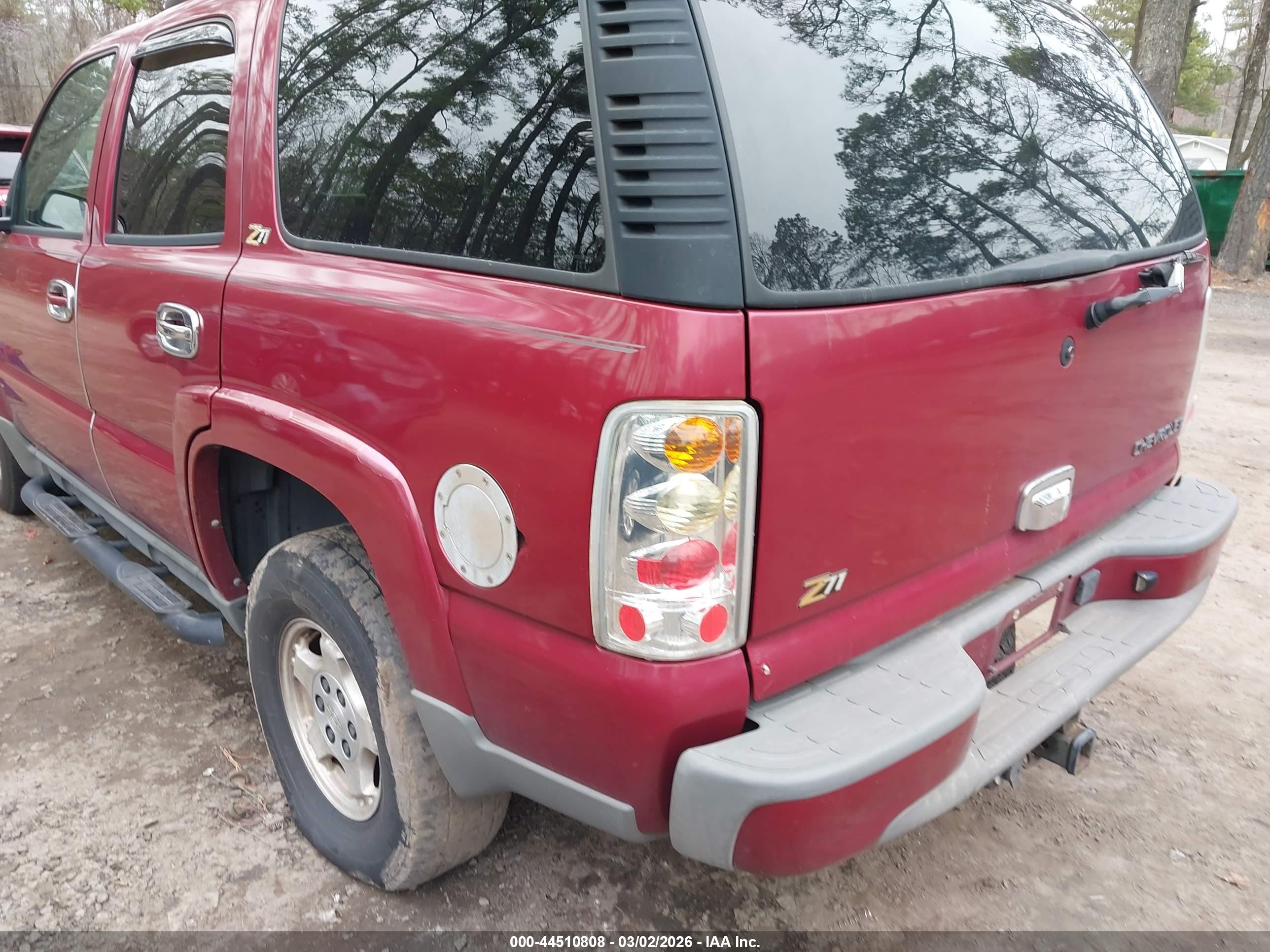 CHEVROLET TAHOE image 6