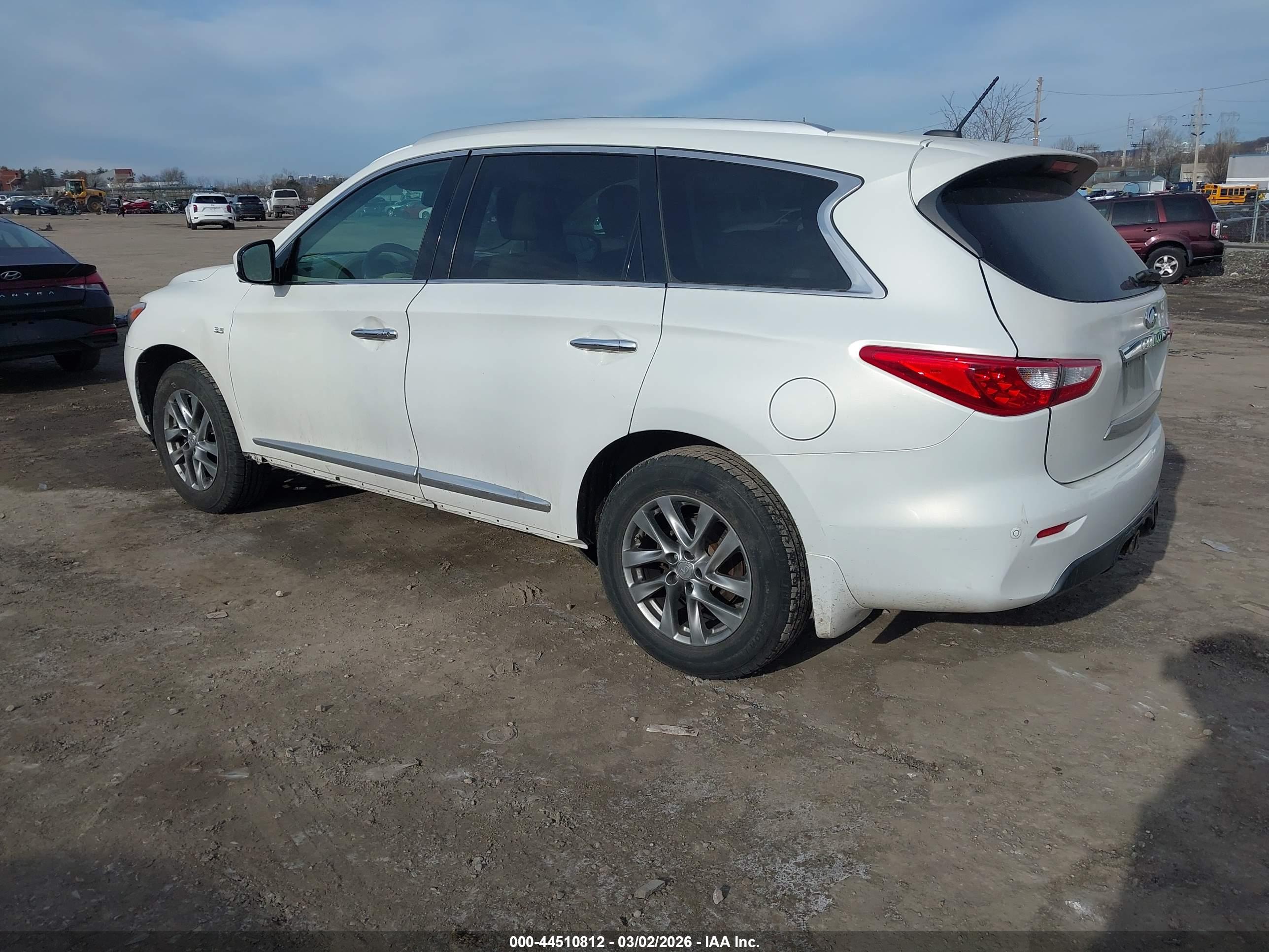 INFINITI QX60 image 3