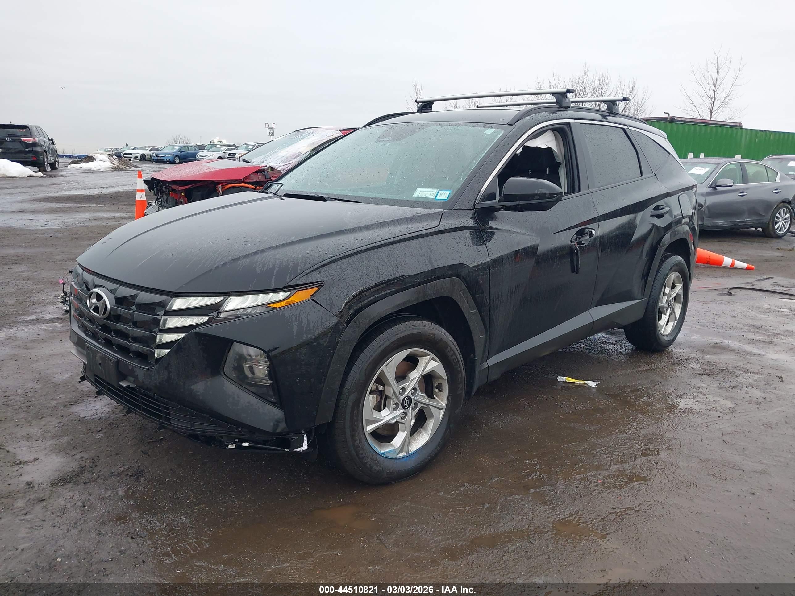 HYUNDAI TUCSON image 6