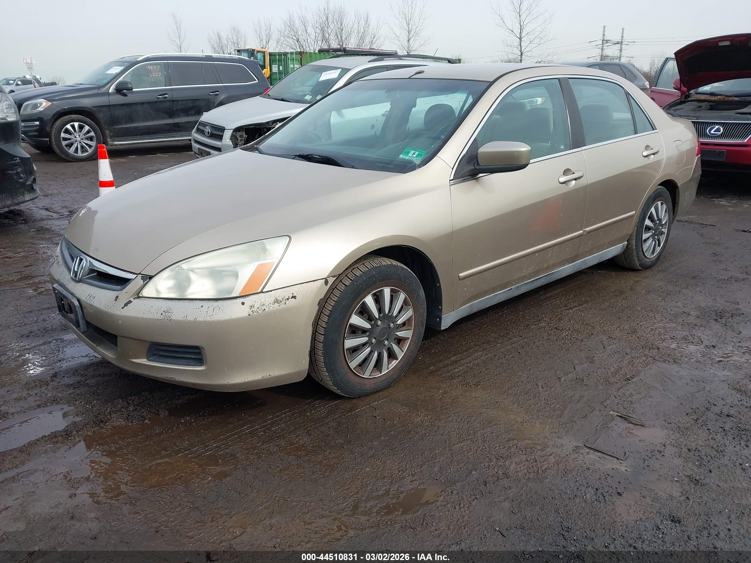 HONDA ACCORD image 2