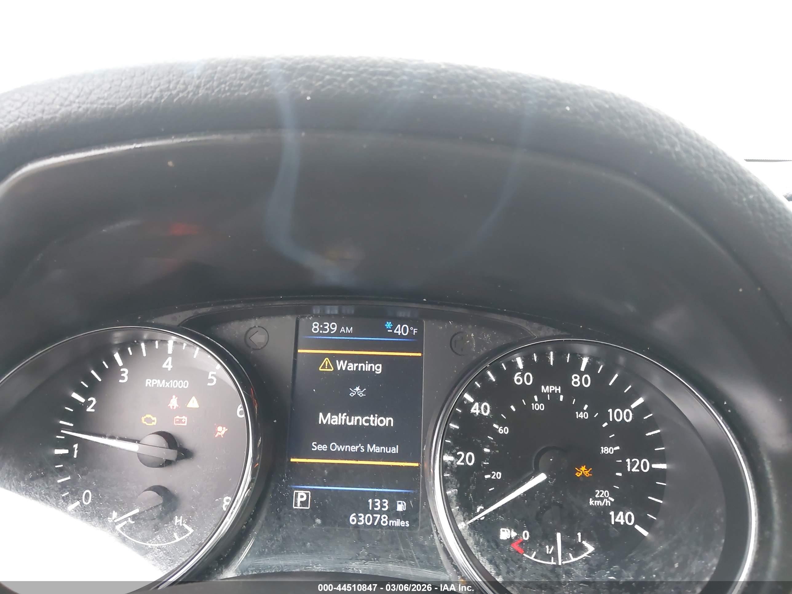 NISSAN ROGUE image 7