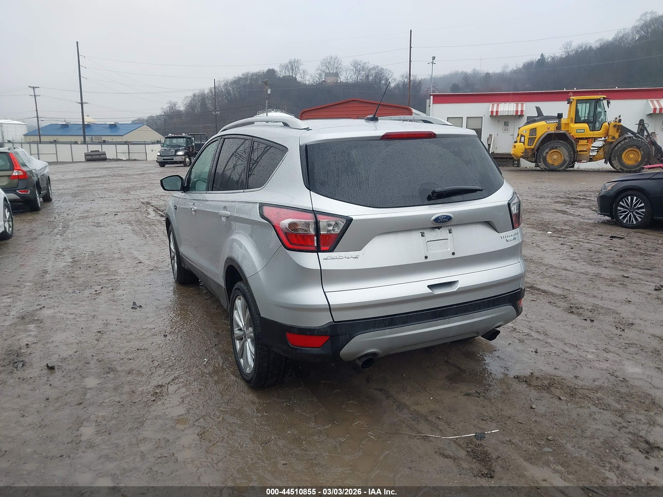FORD ESCAPE image 3