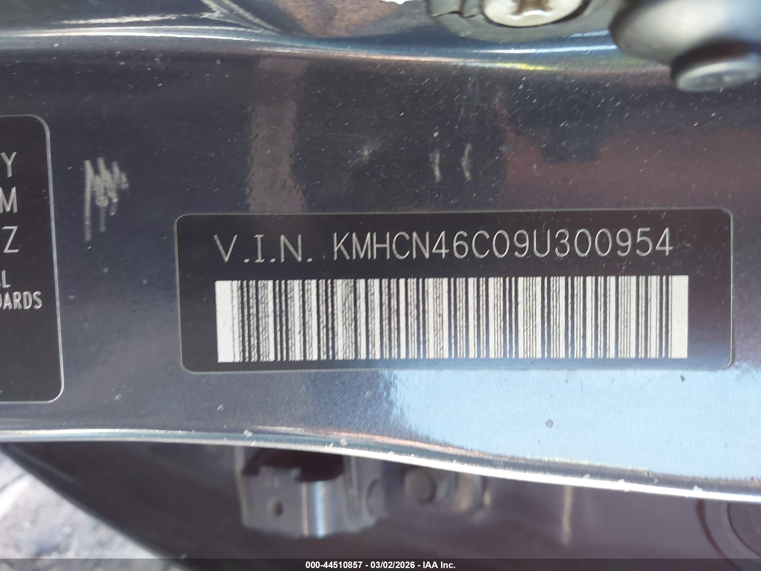 HYUNDAI ACCENT image 9