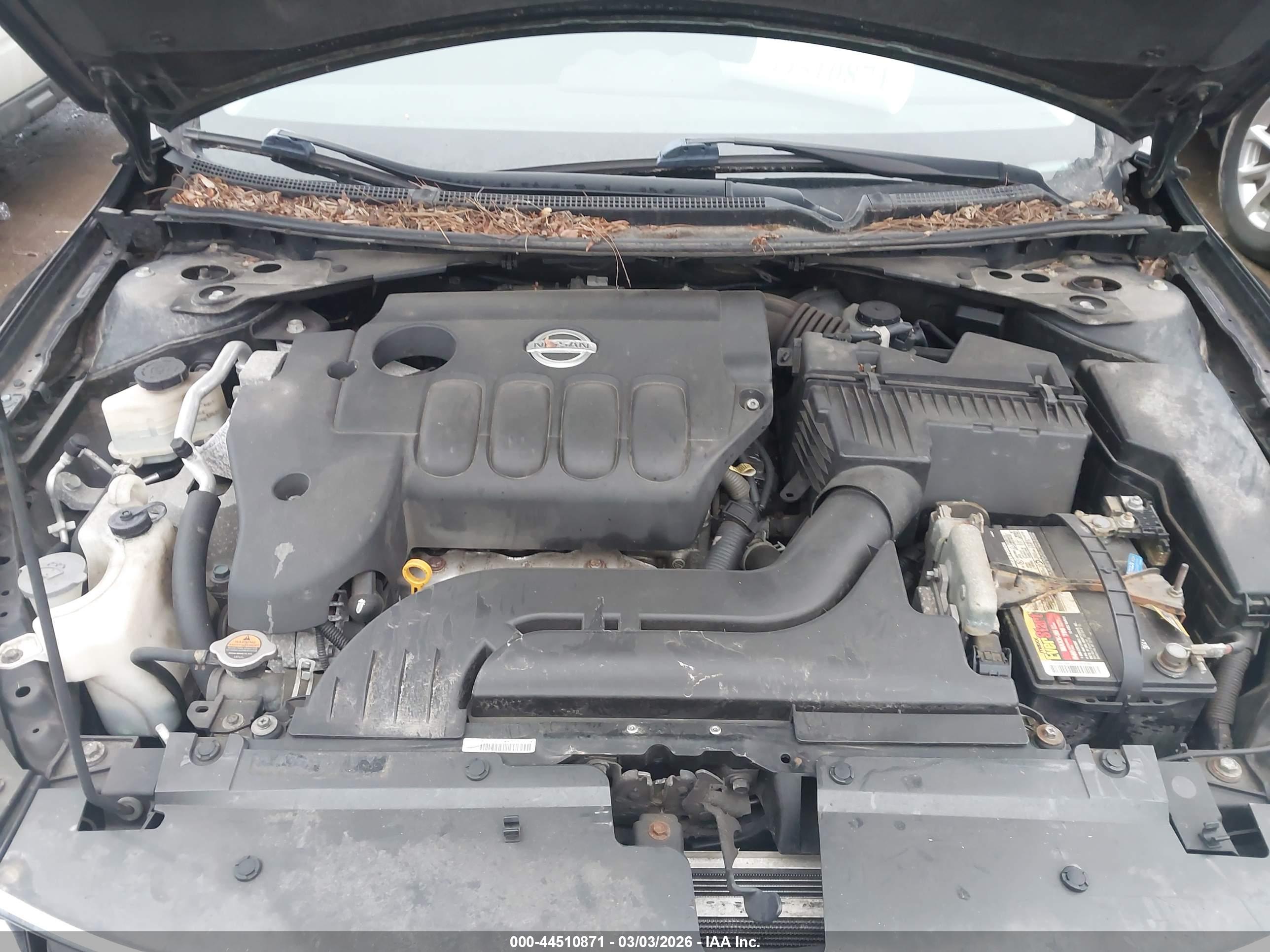NISSAN ALTIMA image 10