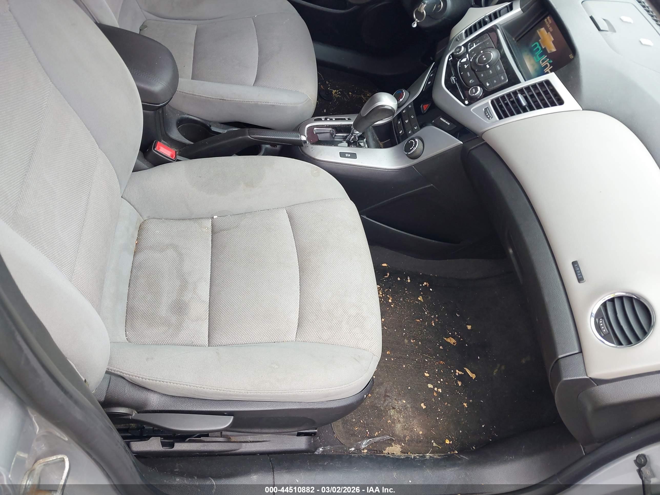 CHEVROLET CRUZE image 5