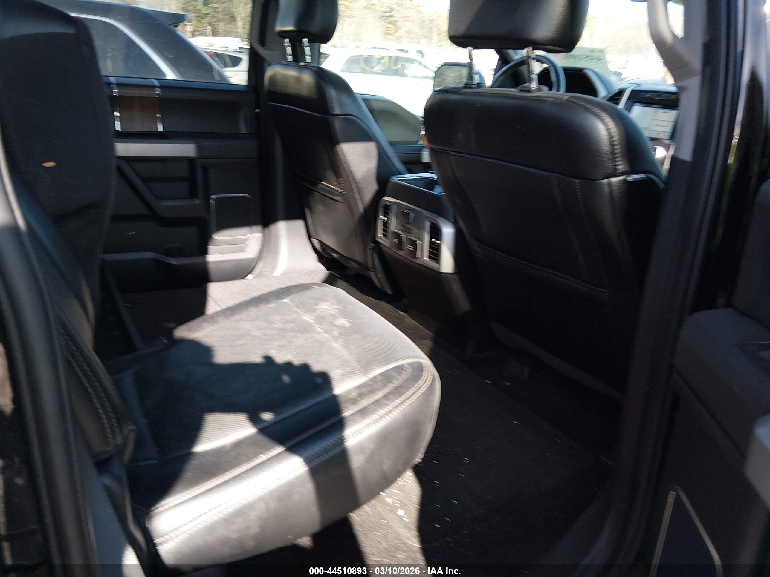 FORD F-150 image 8