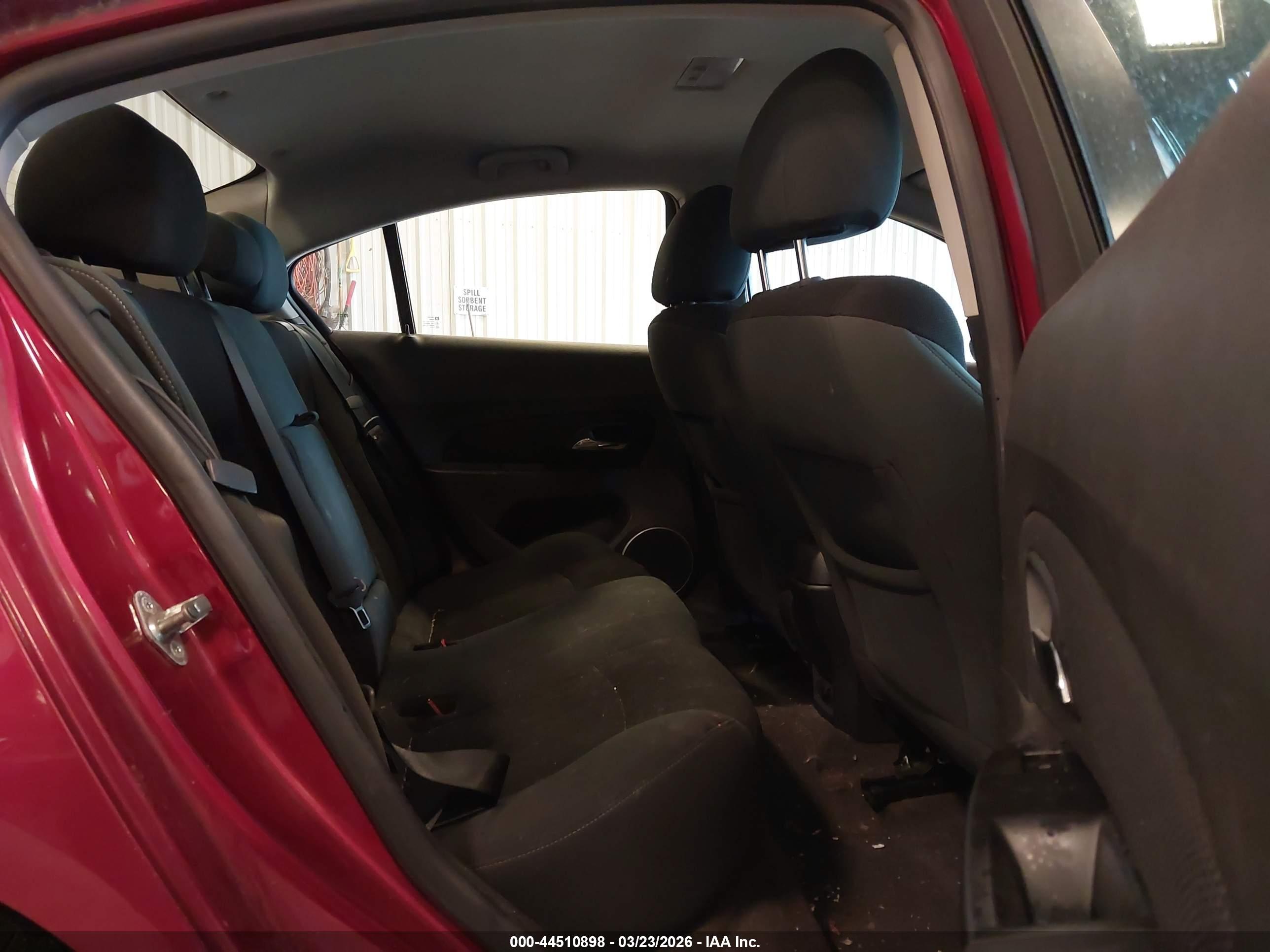 CHEVROLET CRUZE image 8
