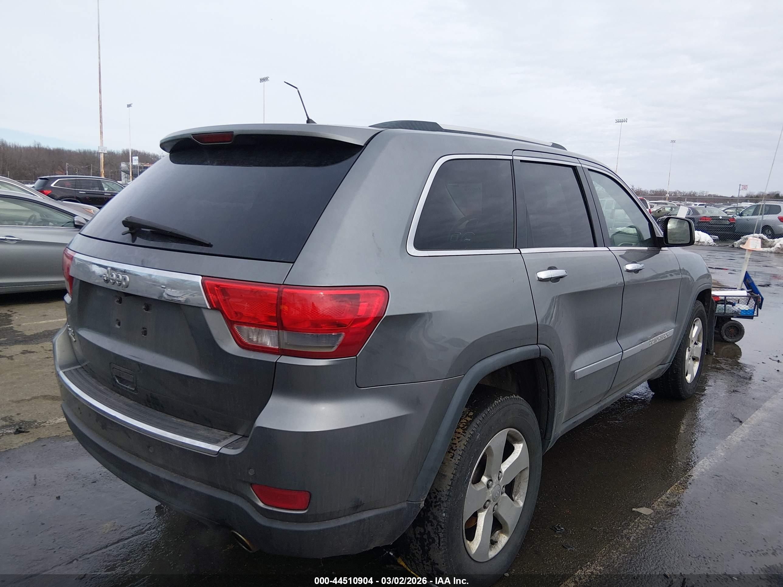 JEEP GRAND image 4