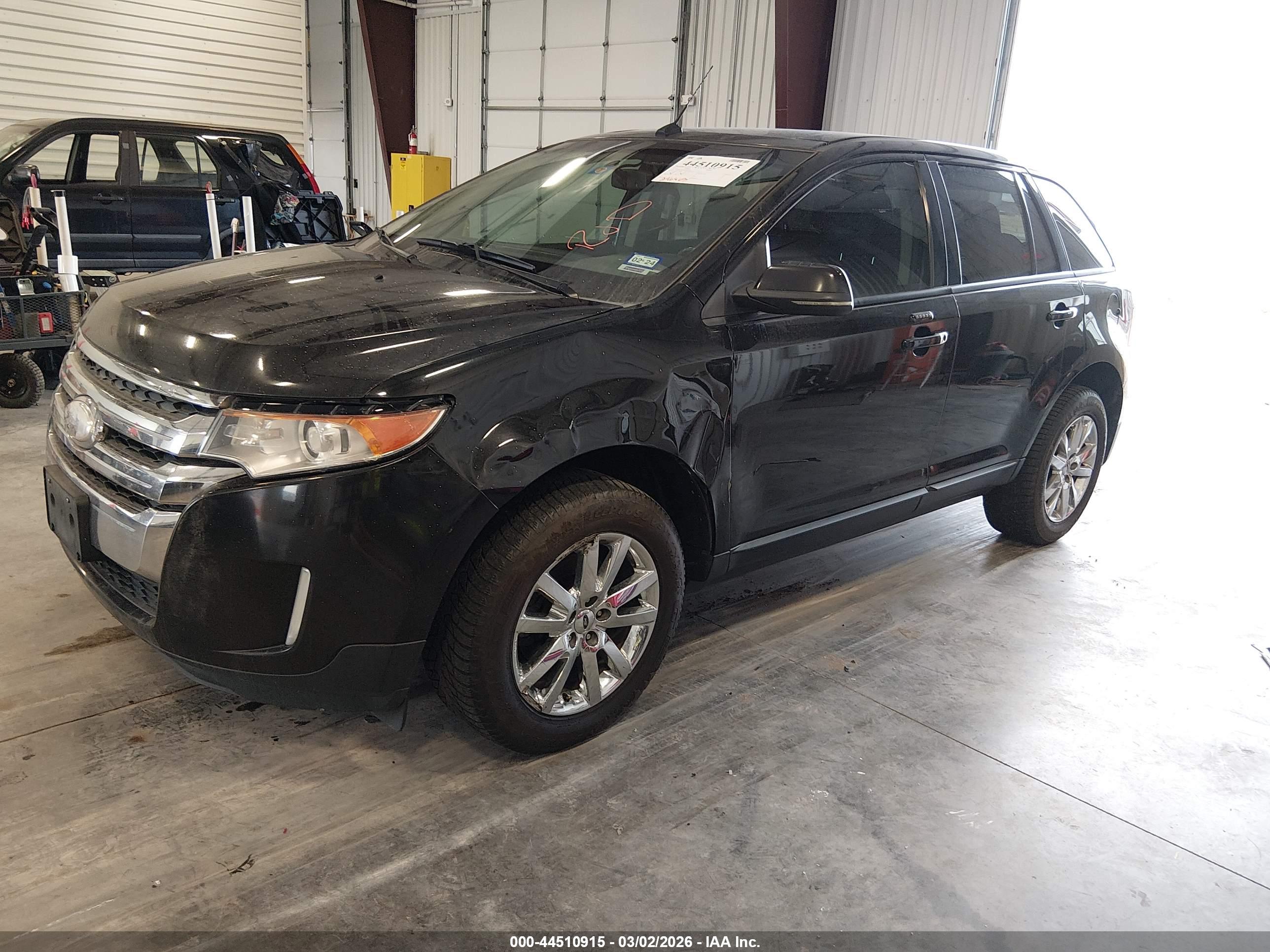 FORD EDGE image 2