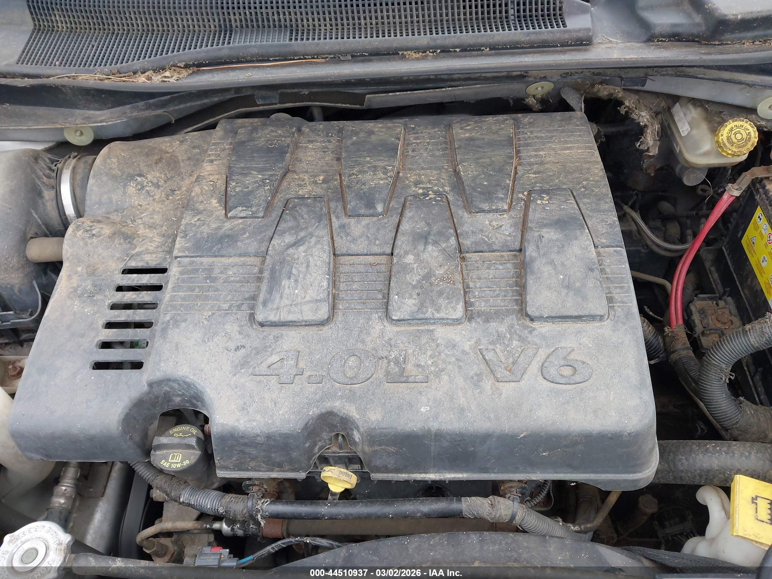 CHRYSLER TOWN image 10