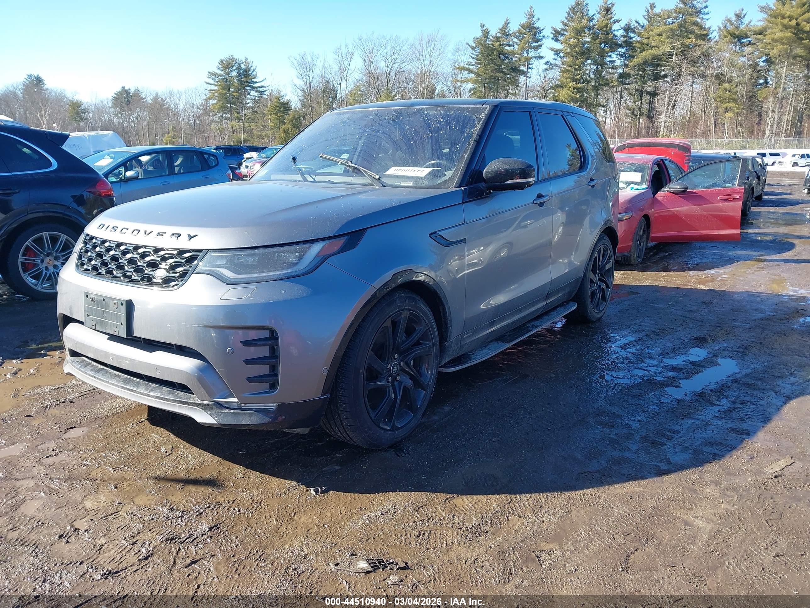 LAND ROVER image 2