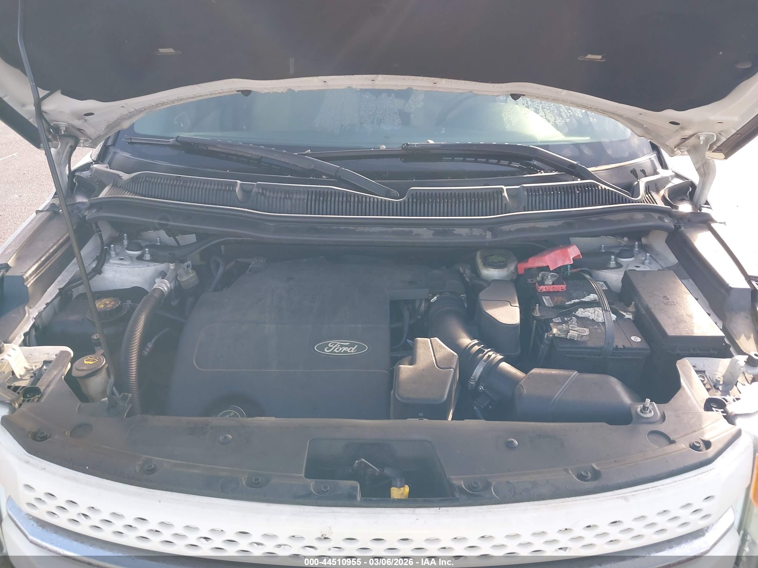 FORD EXPLORER image 10