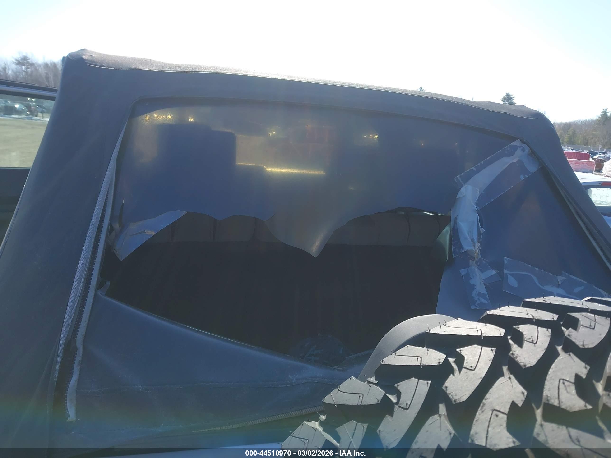 JEEP WRANGLER image 6