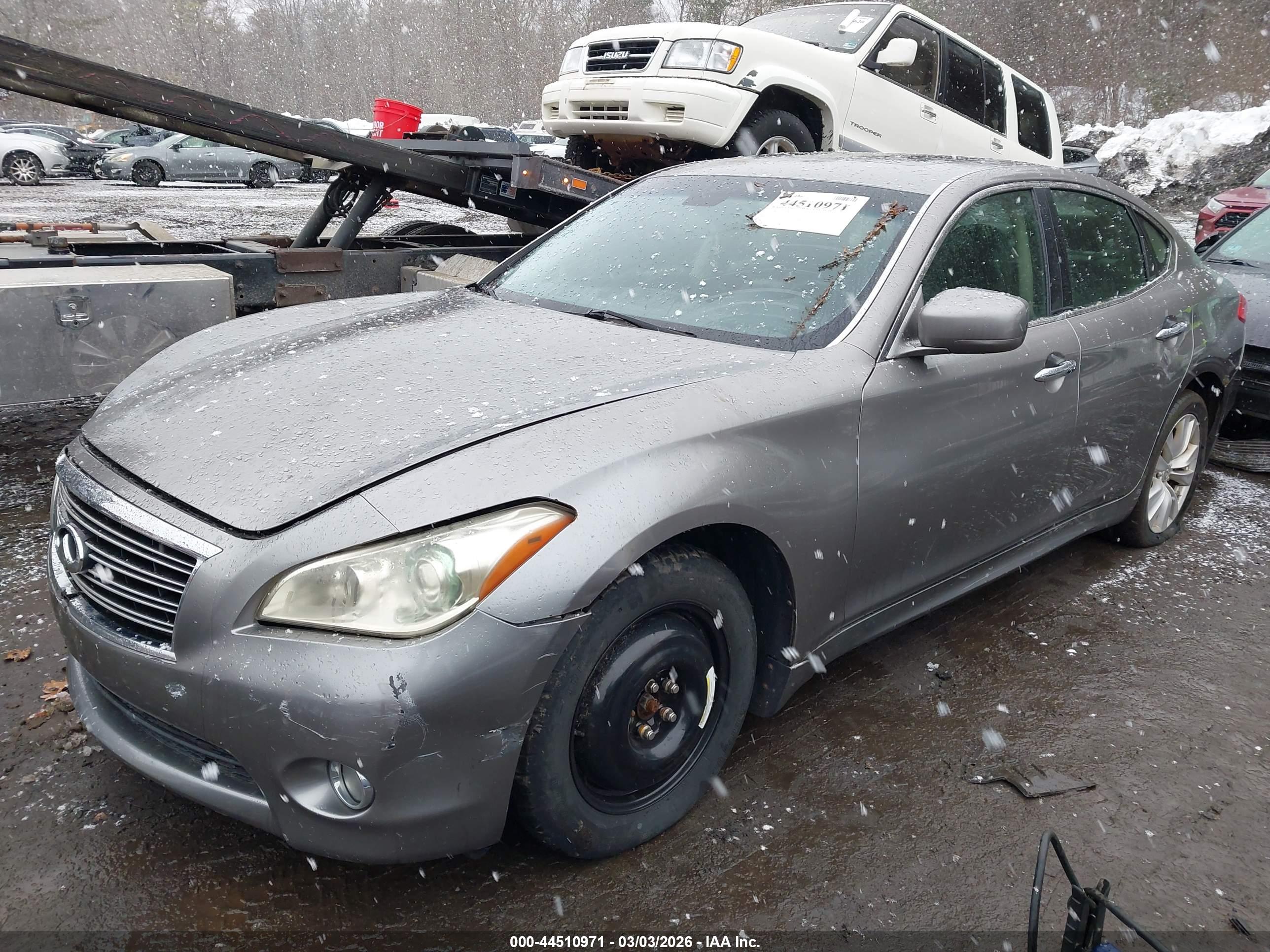 INFINITI M37X image 2