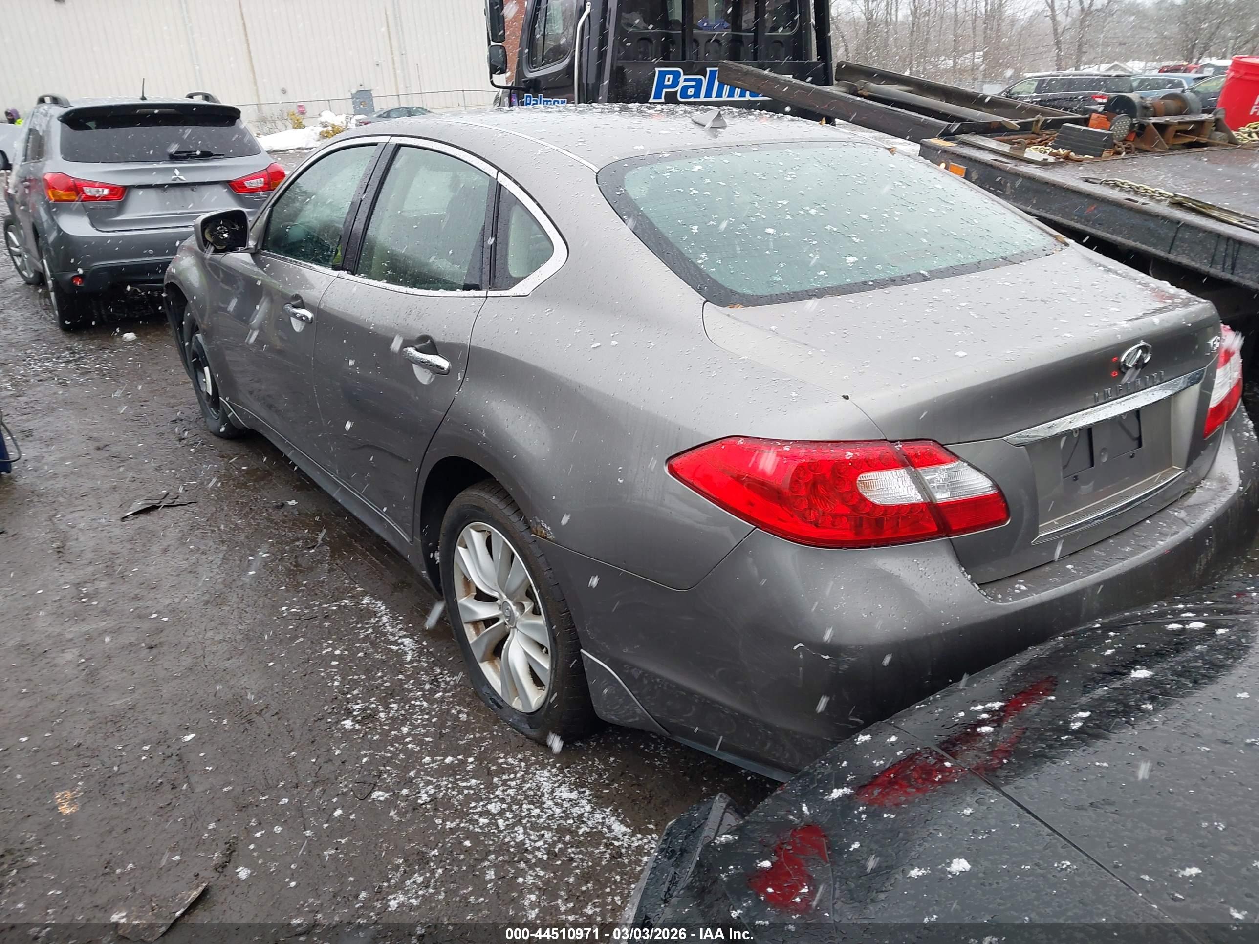 INFINITI M37X image 3