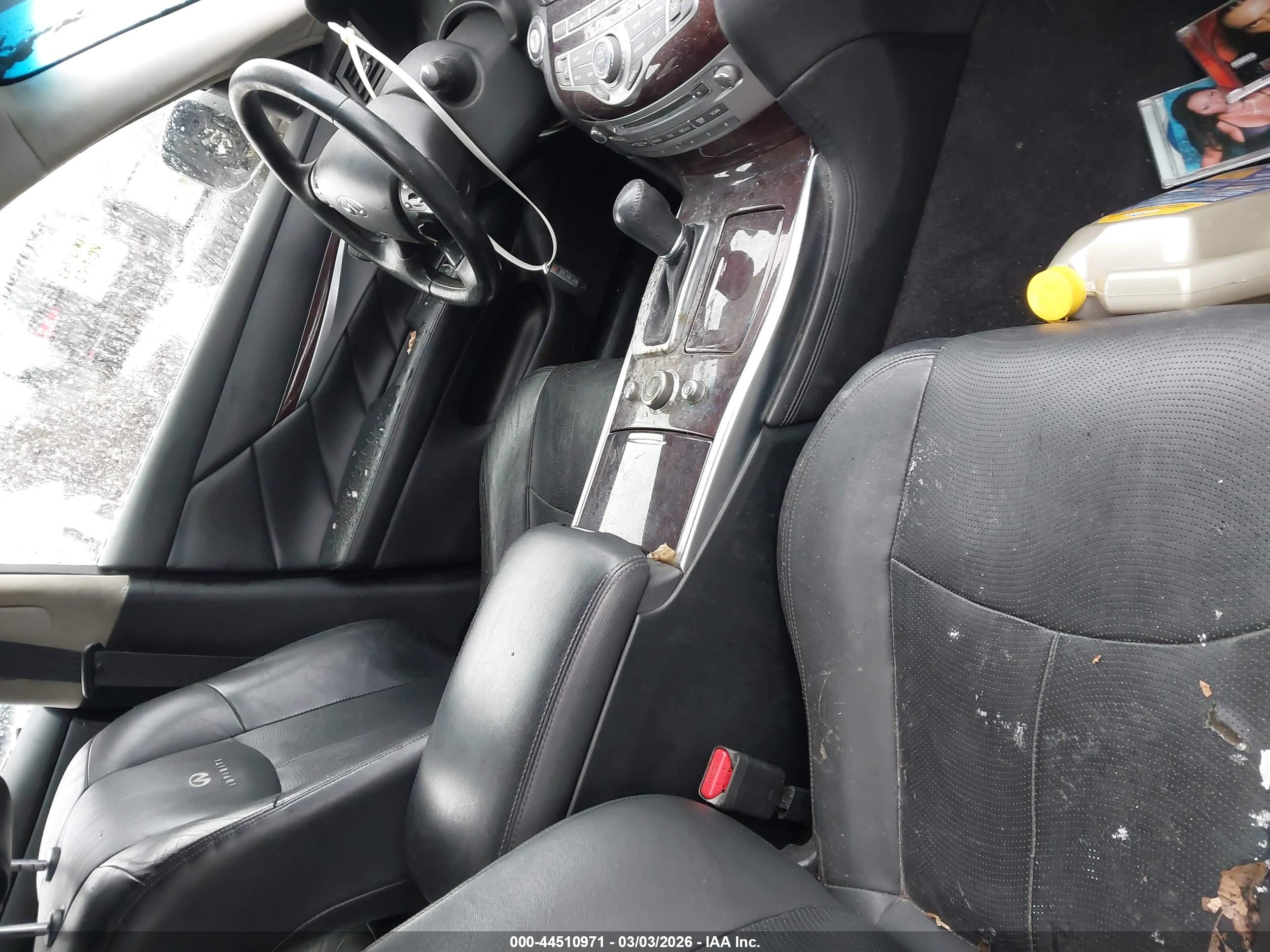 INFINITI M37X image 5