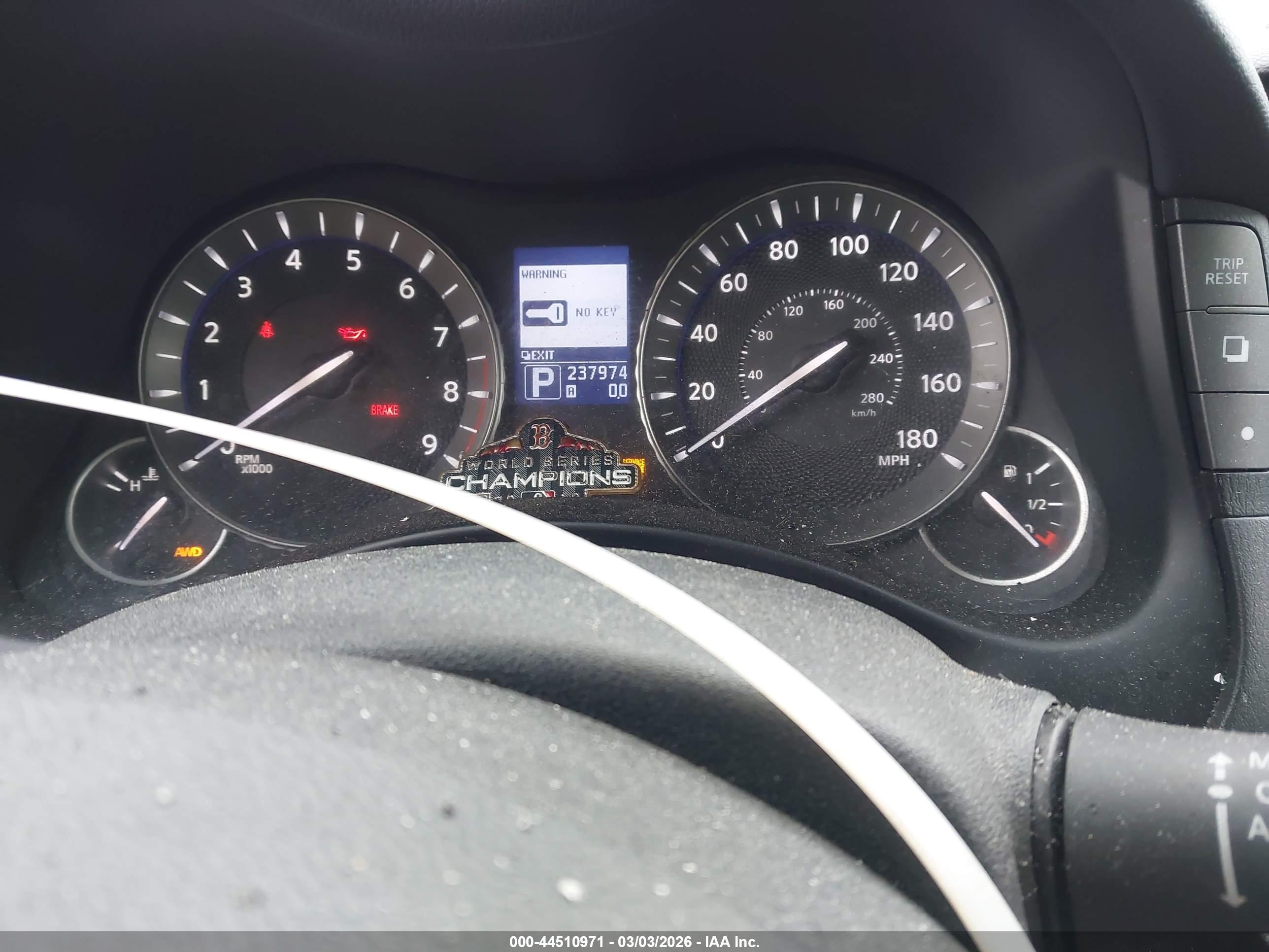 INFINITI M37X image 7