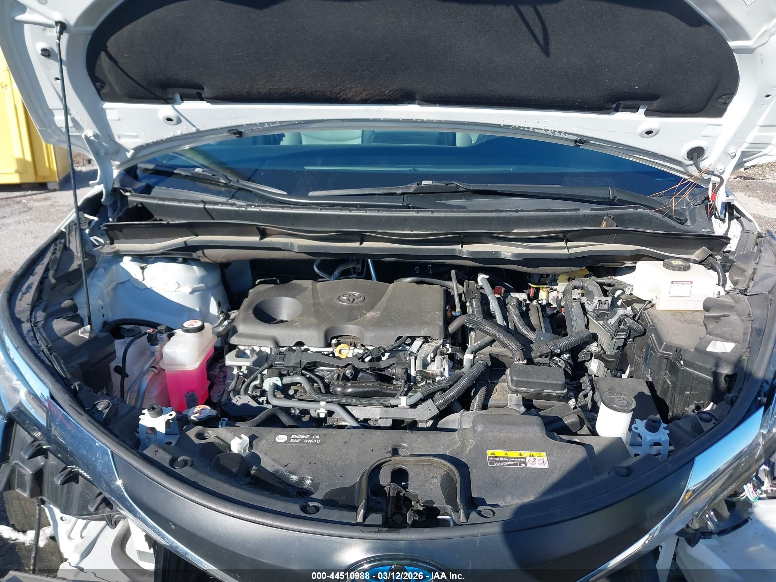 TOYOTA SIENNA image 10