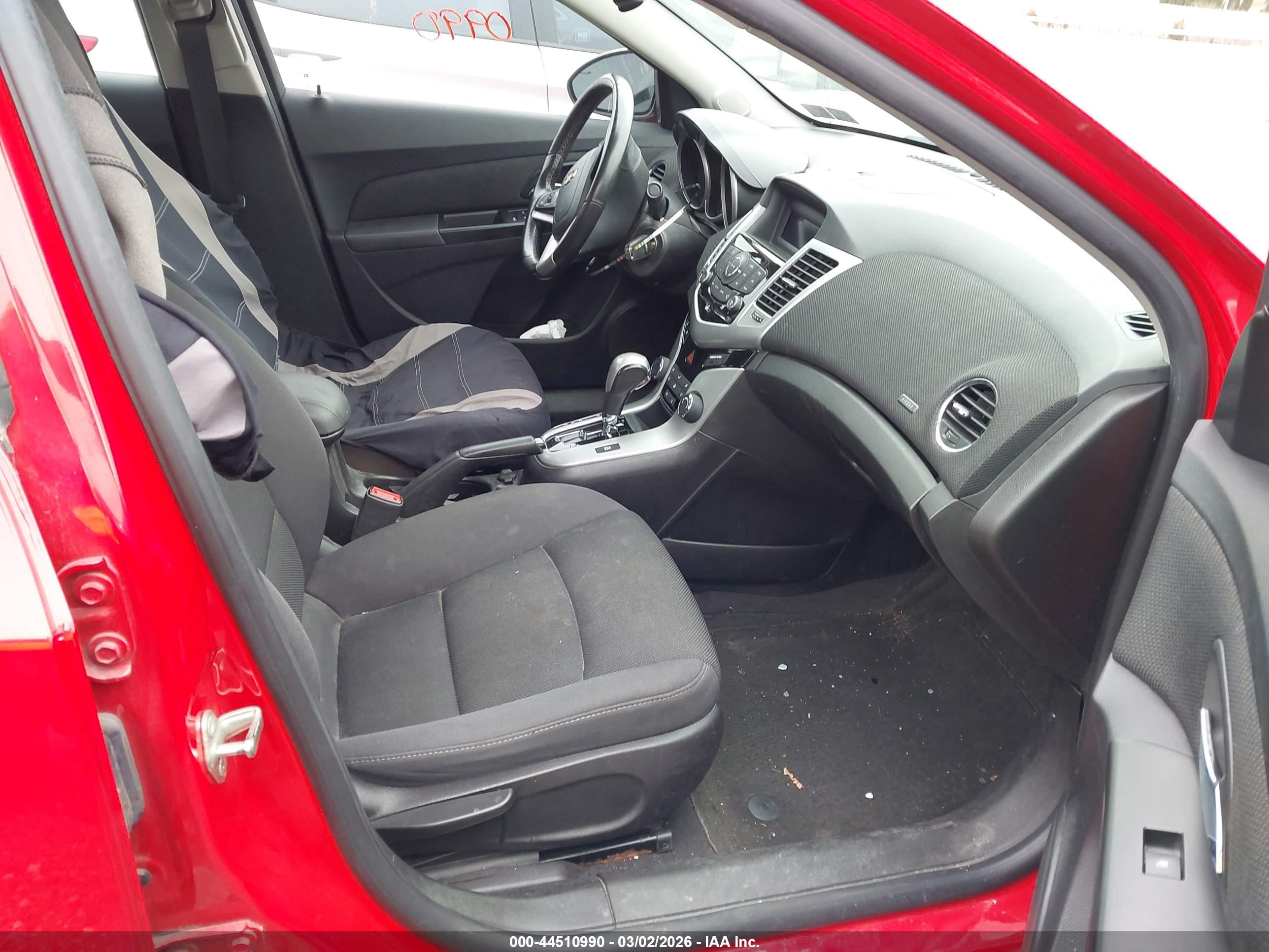 CHEVROLET CRUZE image 5