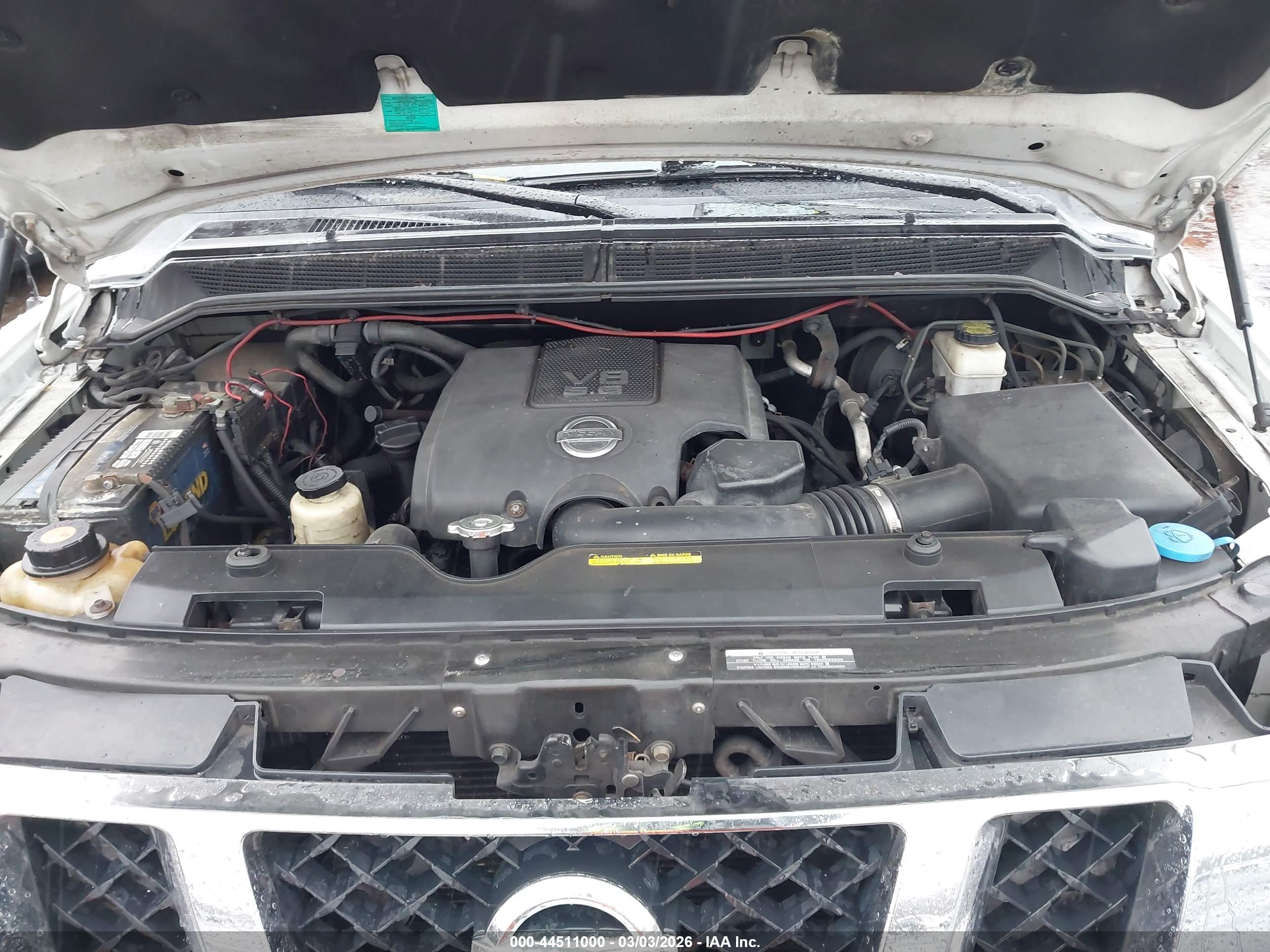 NISSAN TITAN image 10