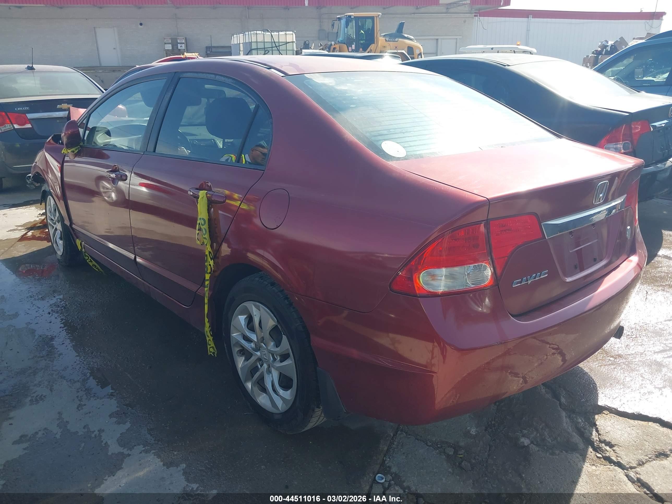 HONDA CIVIC image 3