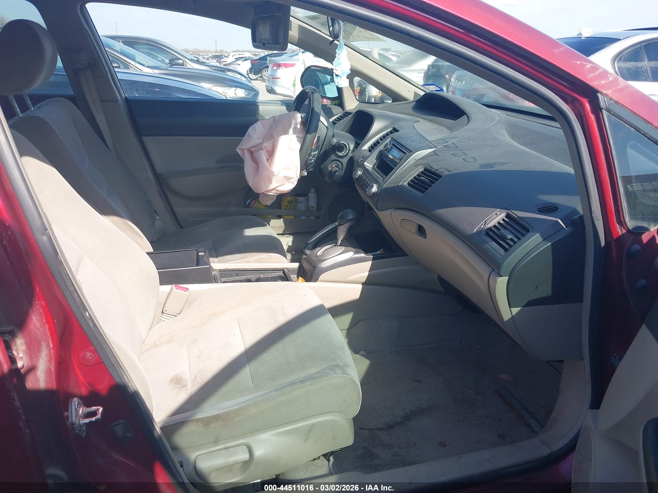 HONDA CIVIC image 5