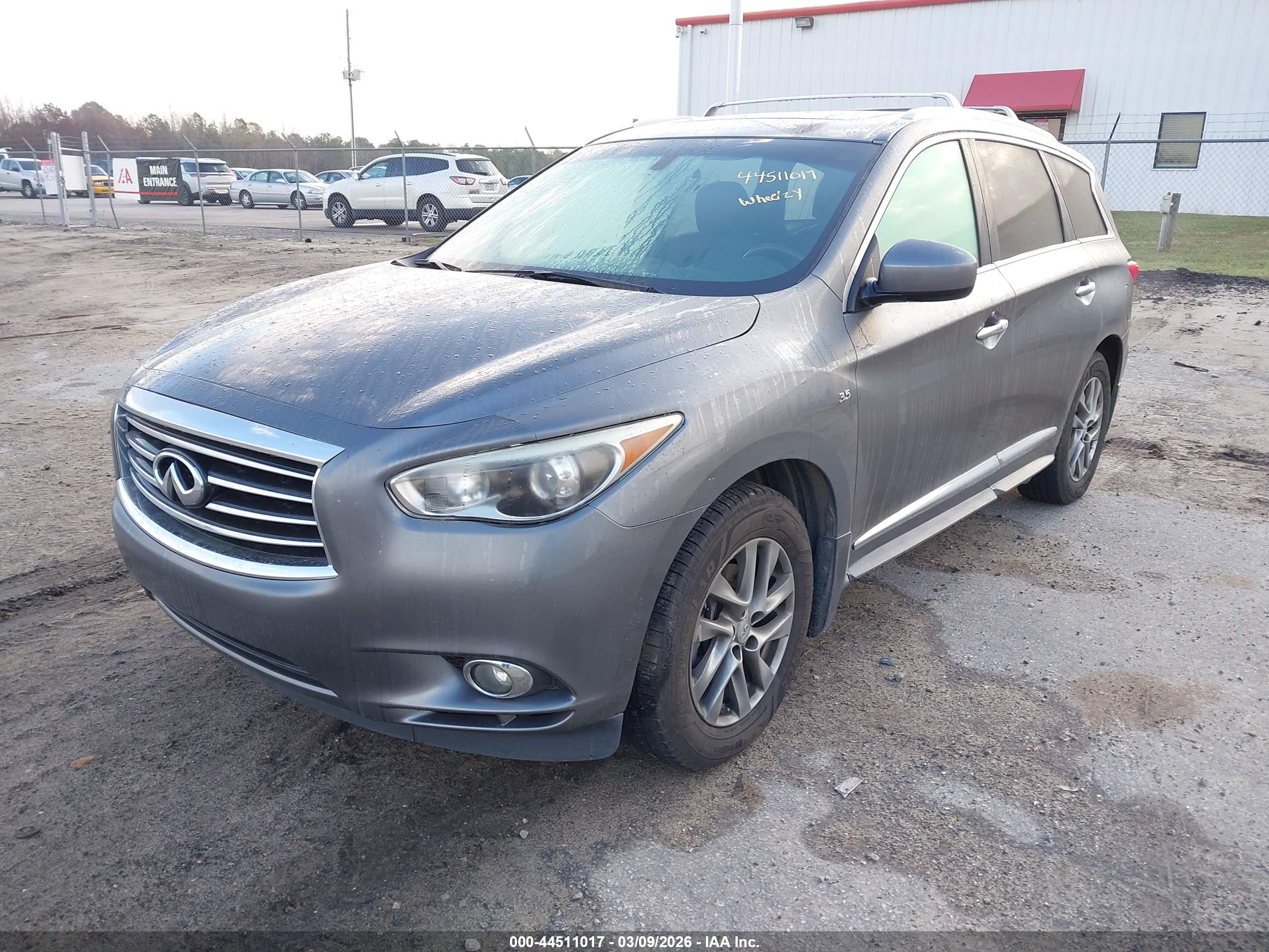 INFINITI QX60 image 2