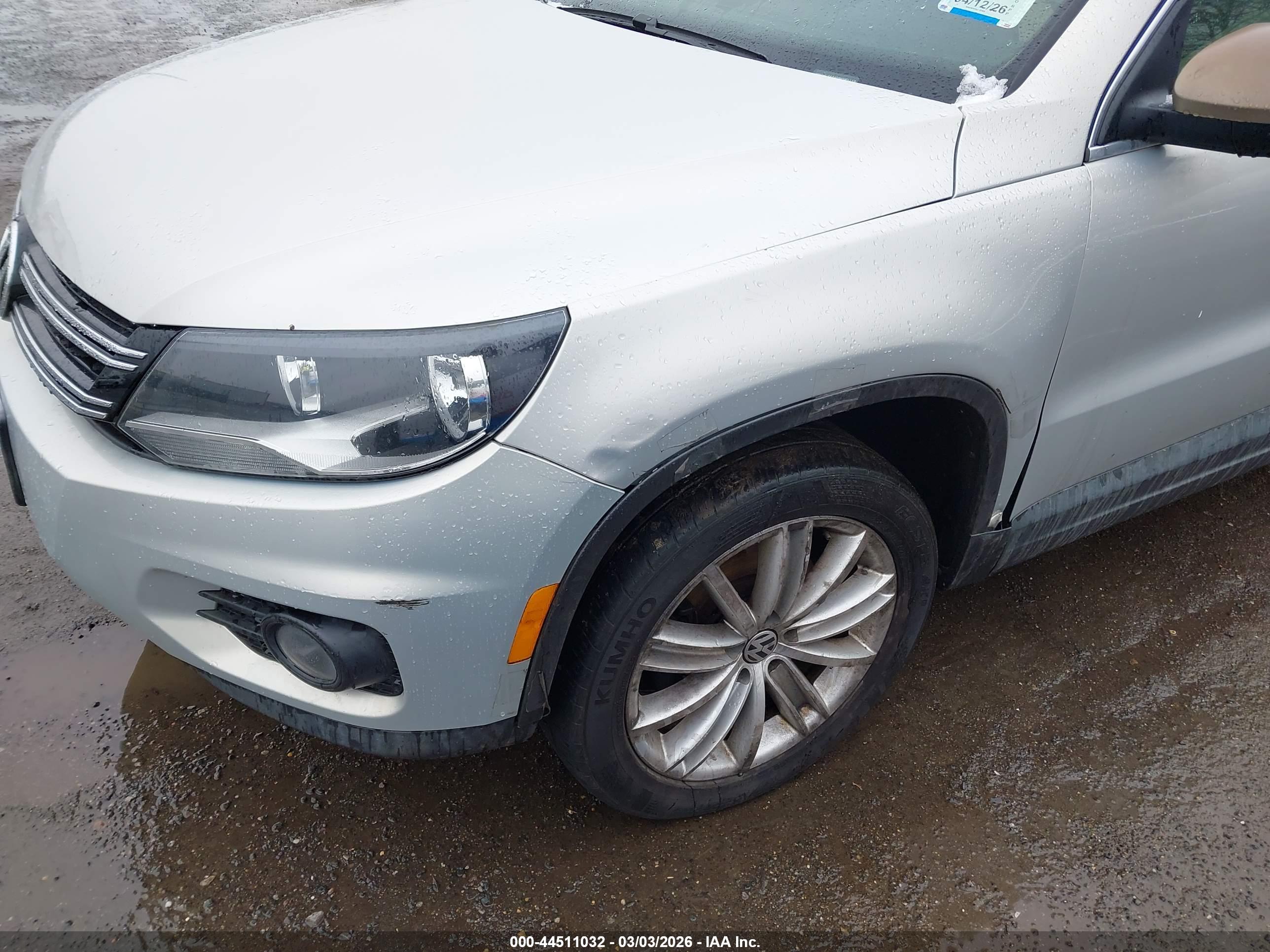 VOLKSWAGEN TIGUAN image 6