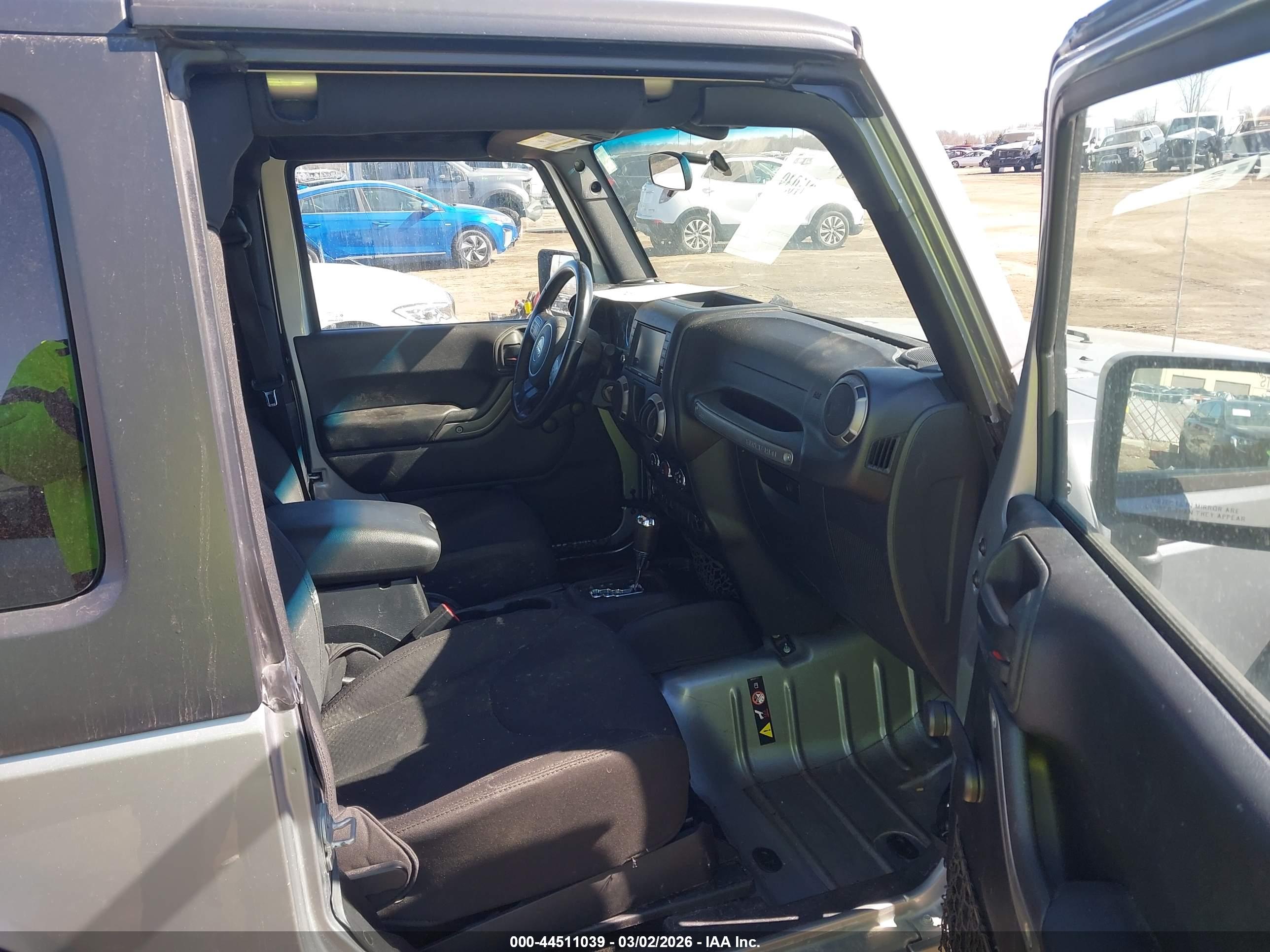 JEEP WRANGLER image 5