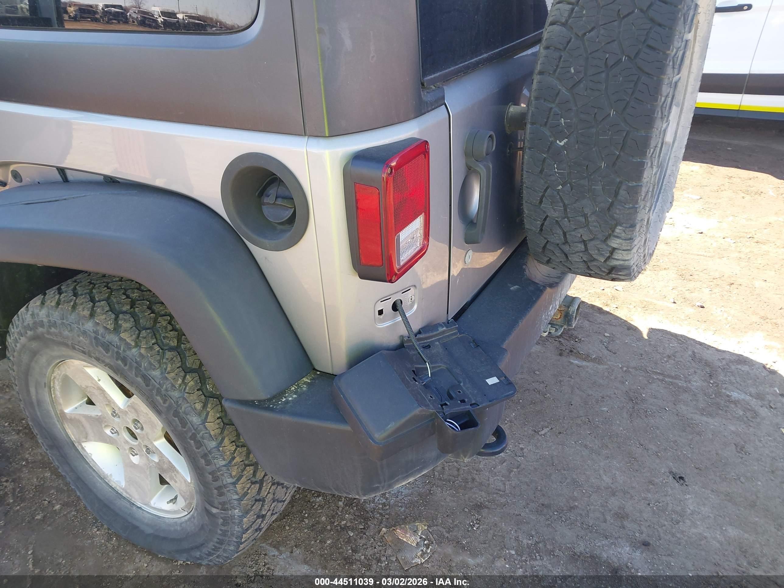 JEEP WRANGLER image 6