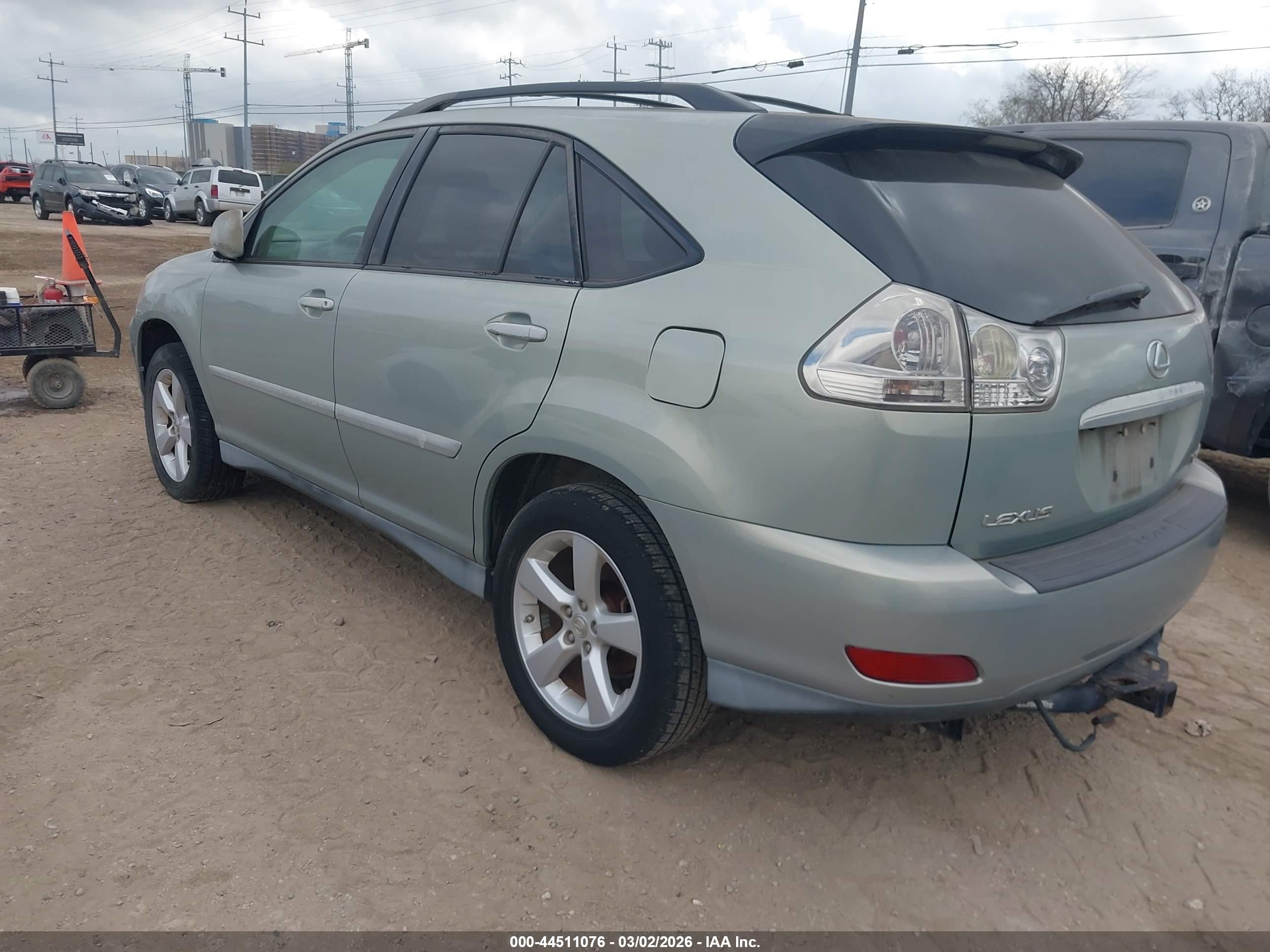 LEXUS RX image 3