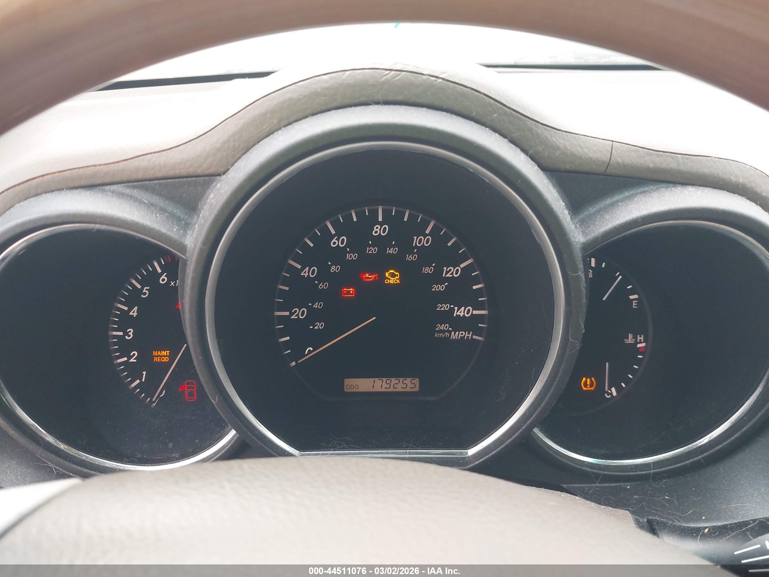 LEXUS RX image 7