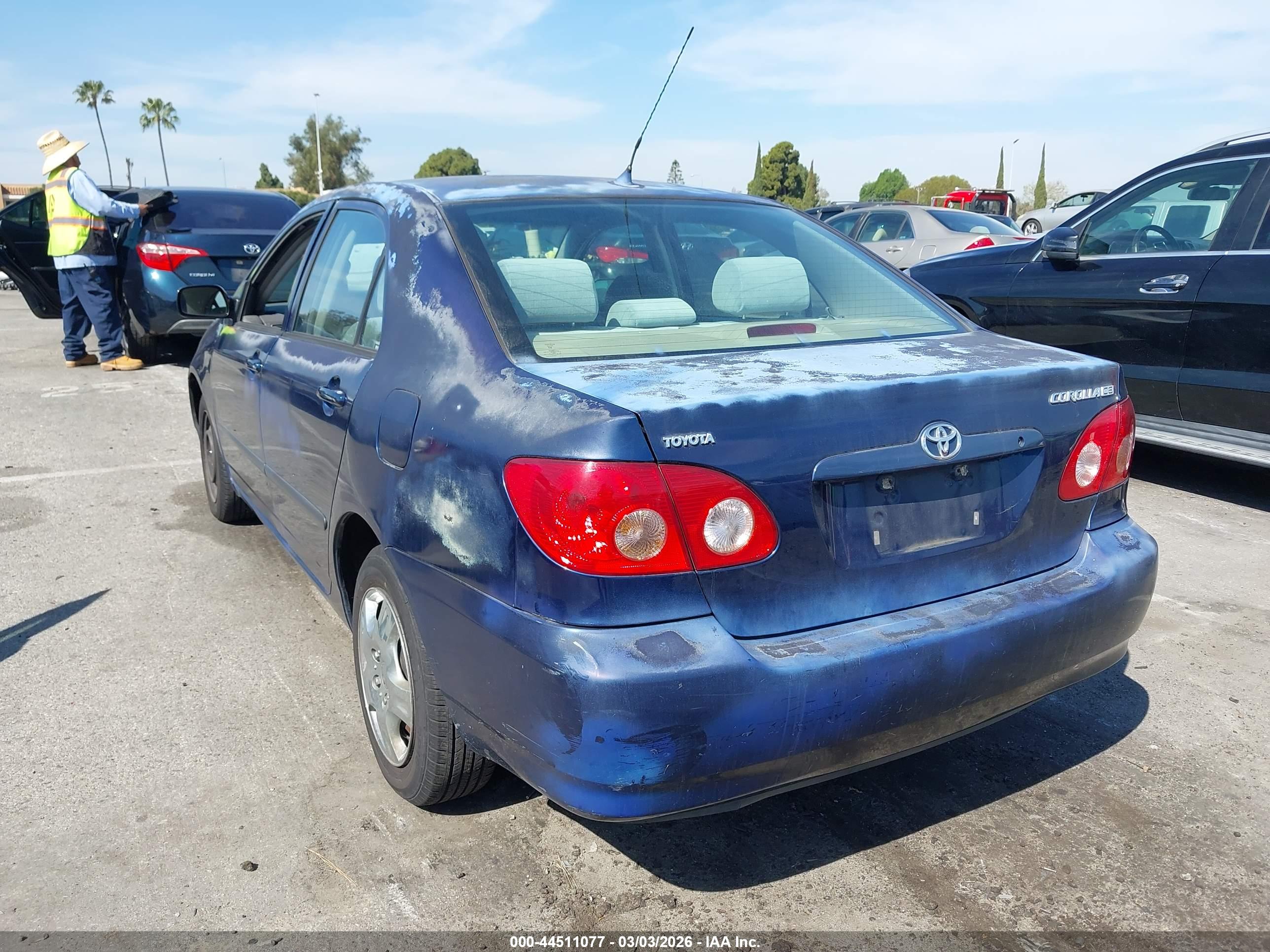 TOYOTA COROLLA image 3