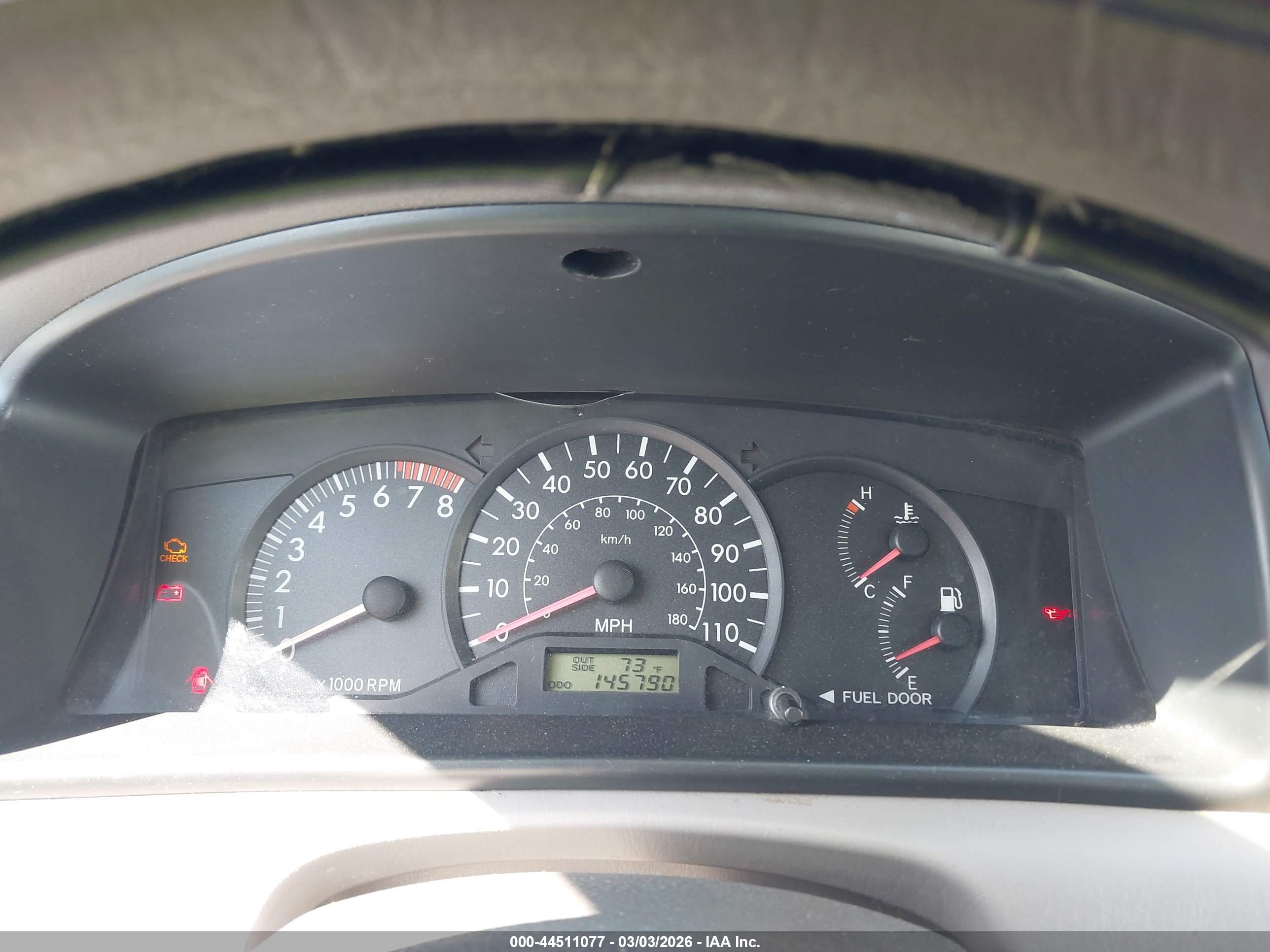 TOYOTA COROLLA image 7