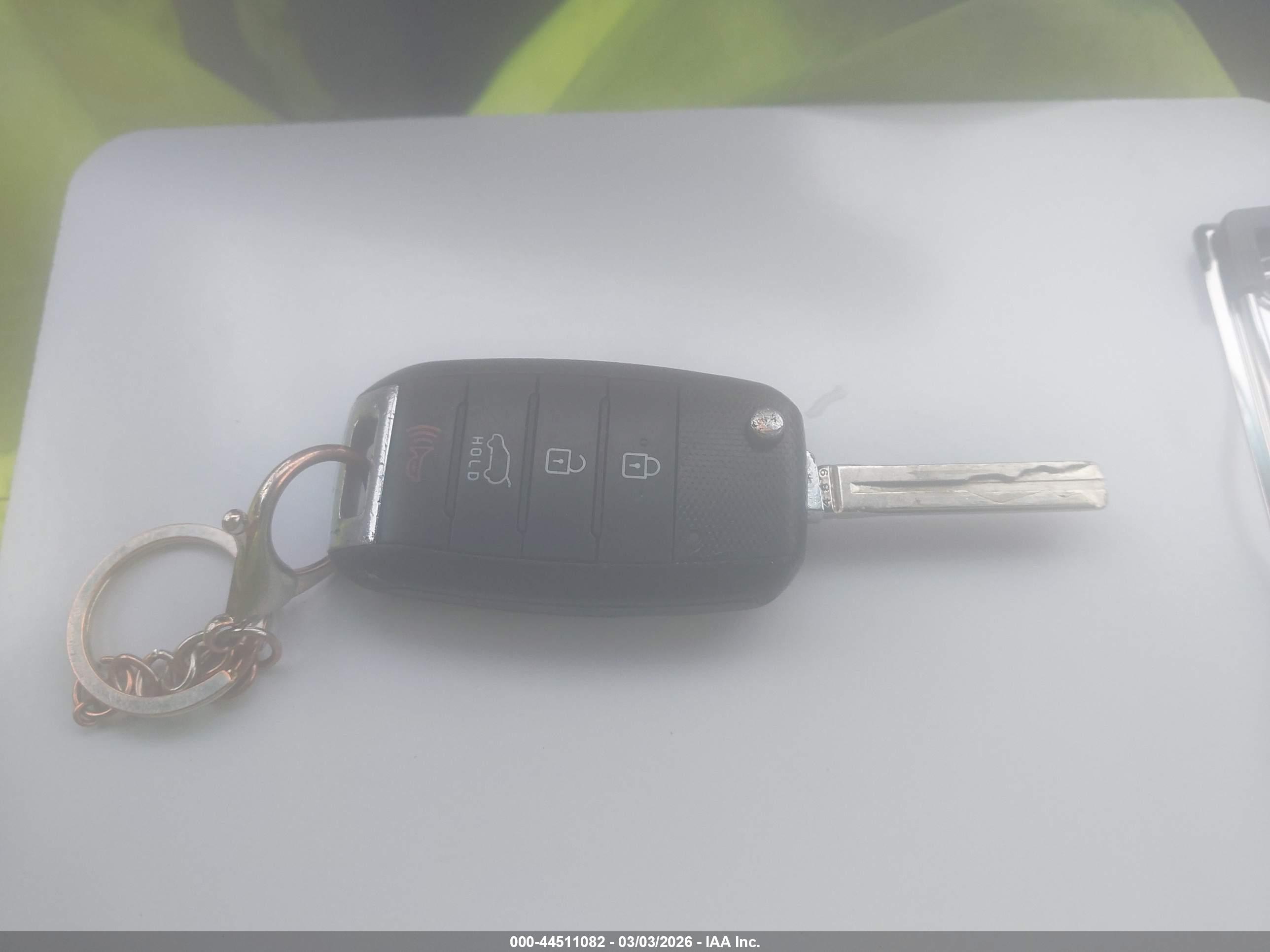 KIA SORENTO image 11