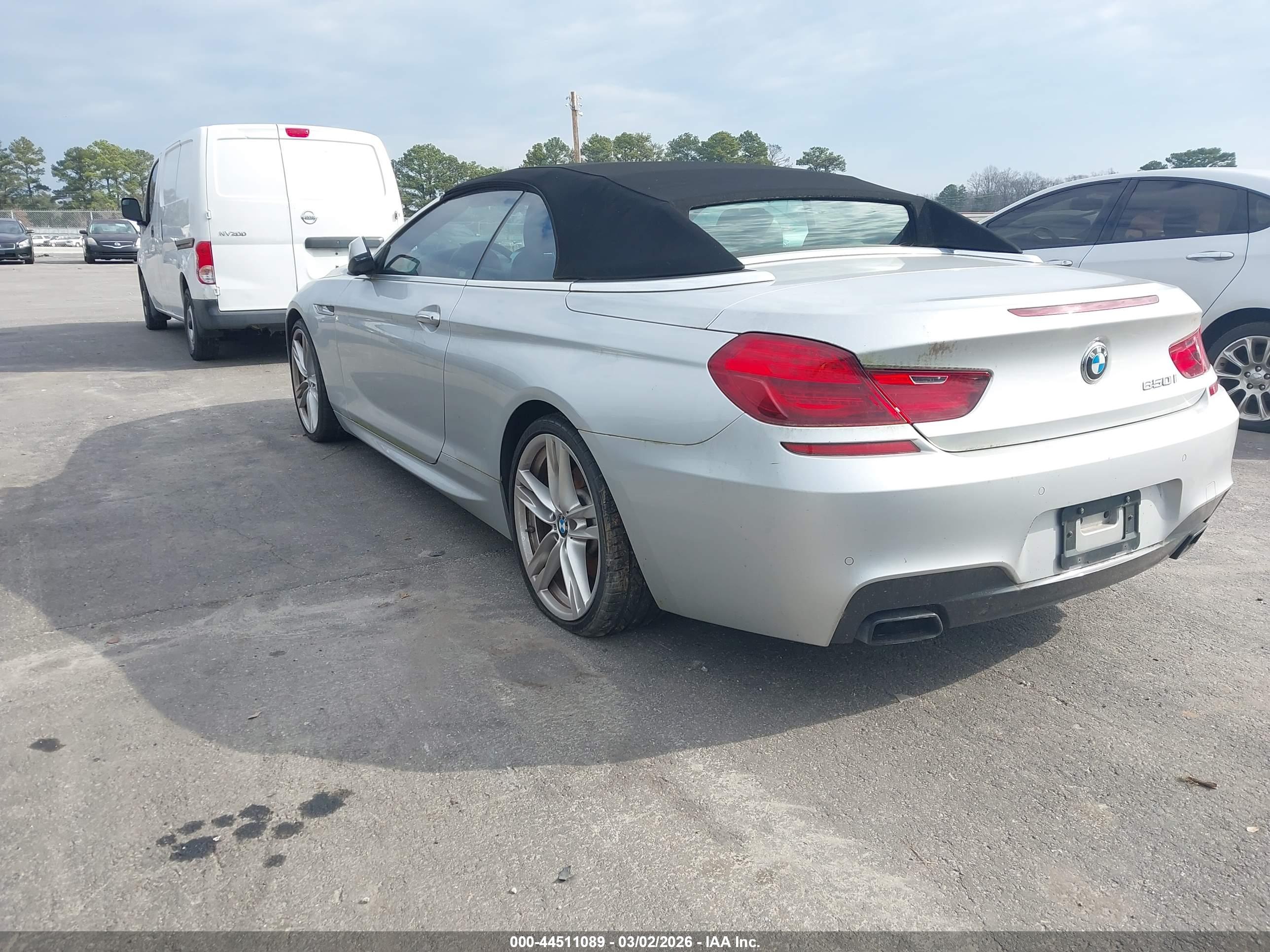 BMW 650I image 3