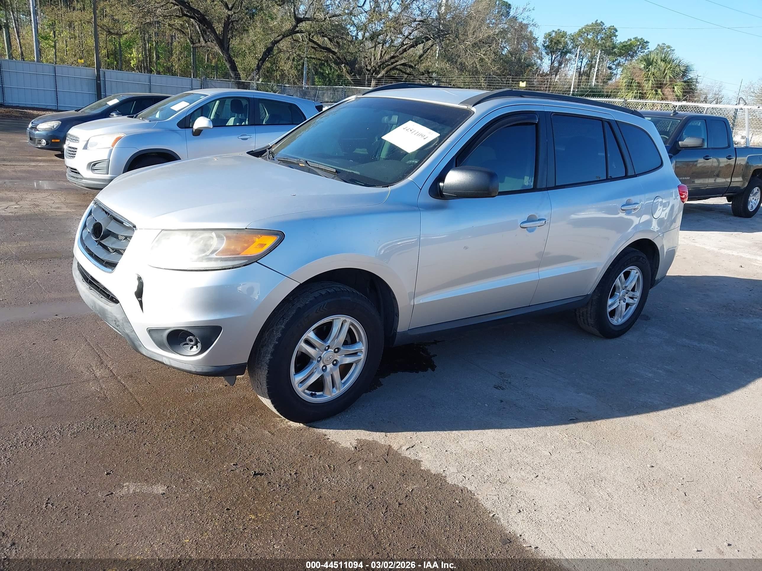 HYUNDAI SANTA image 2