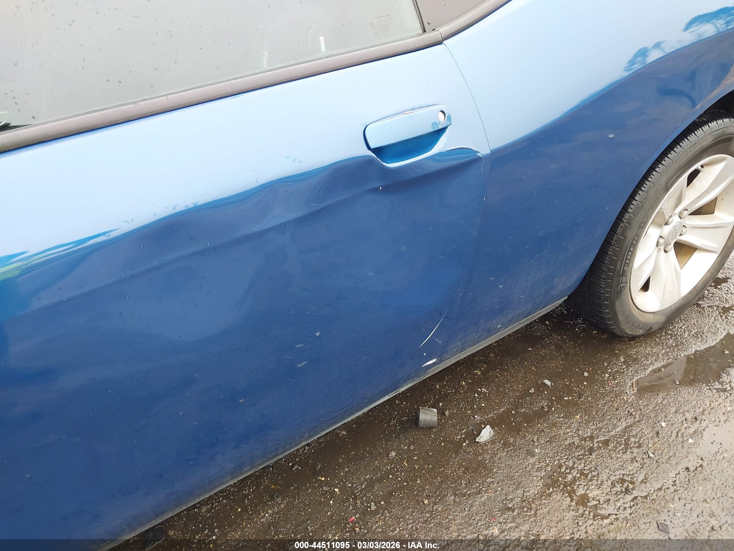 DODGE CHALLENGER image 6