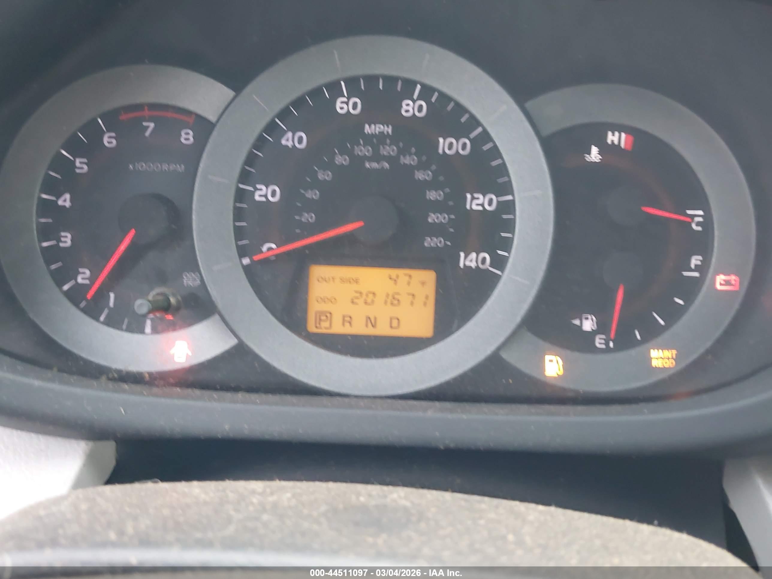TOYOTA RAV4 image 7