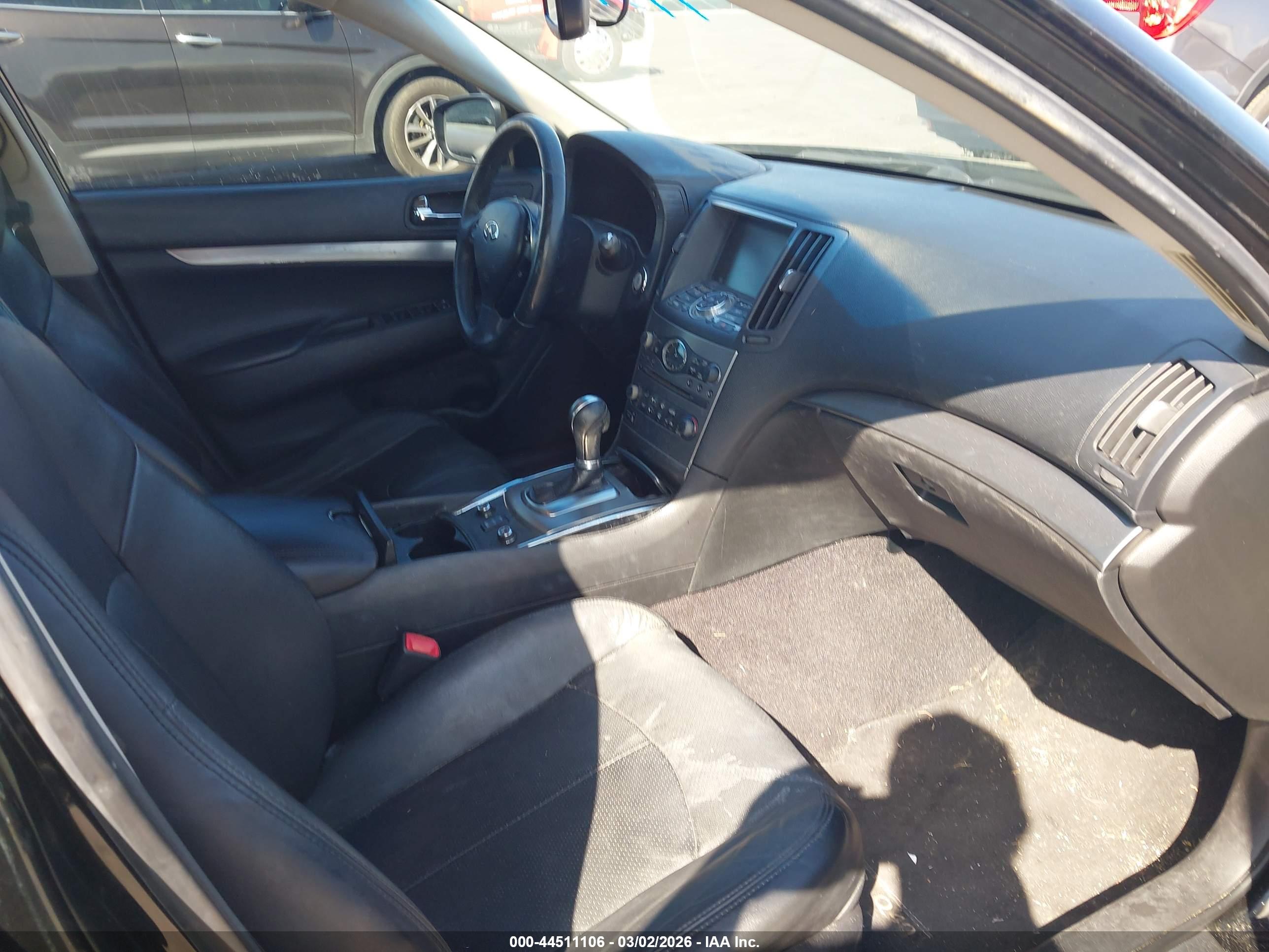 INFINITI Q40 image 5