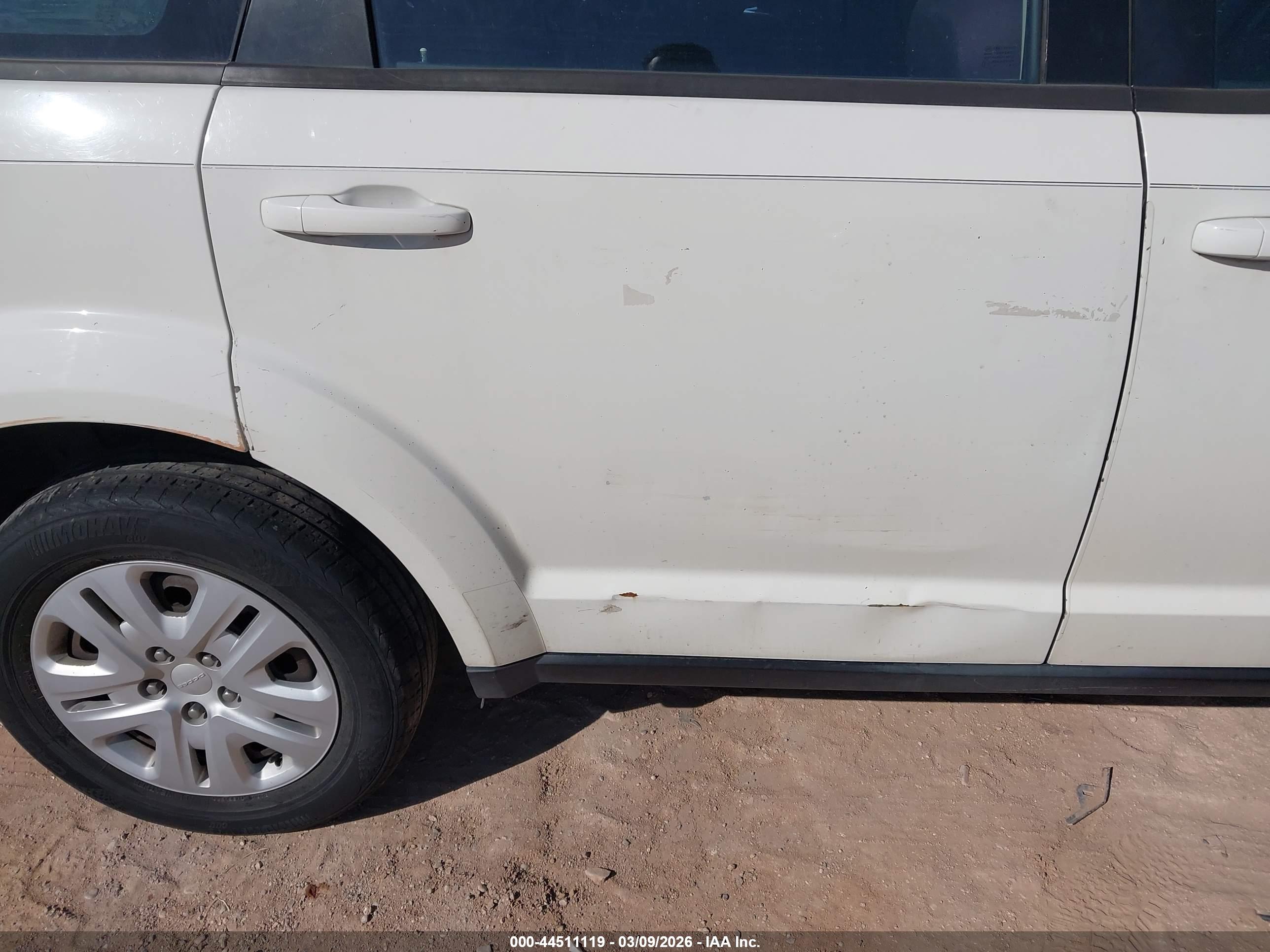 DODGE JOURNEY image 6